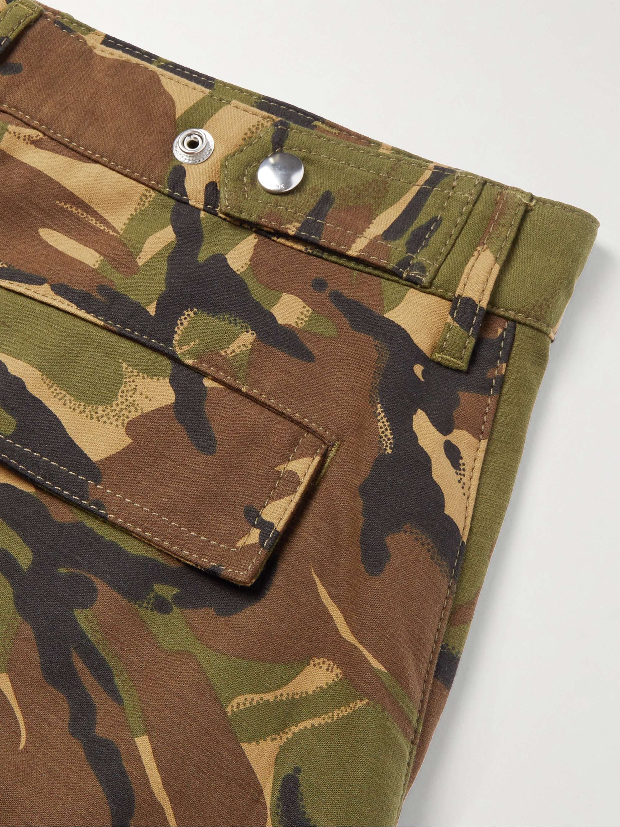 Wide-Leg Camouflage-Print Cotton Cargo Shorts view