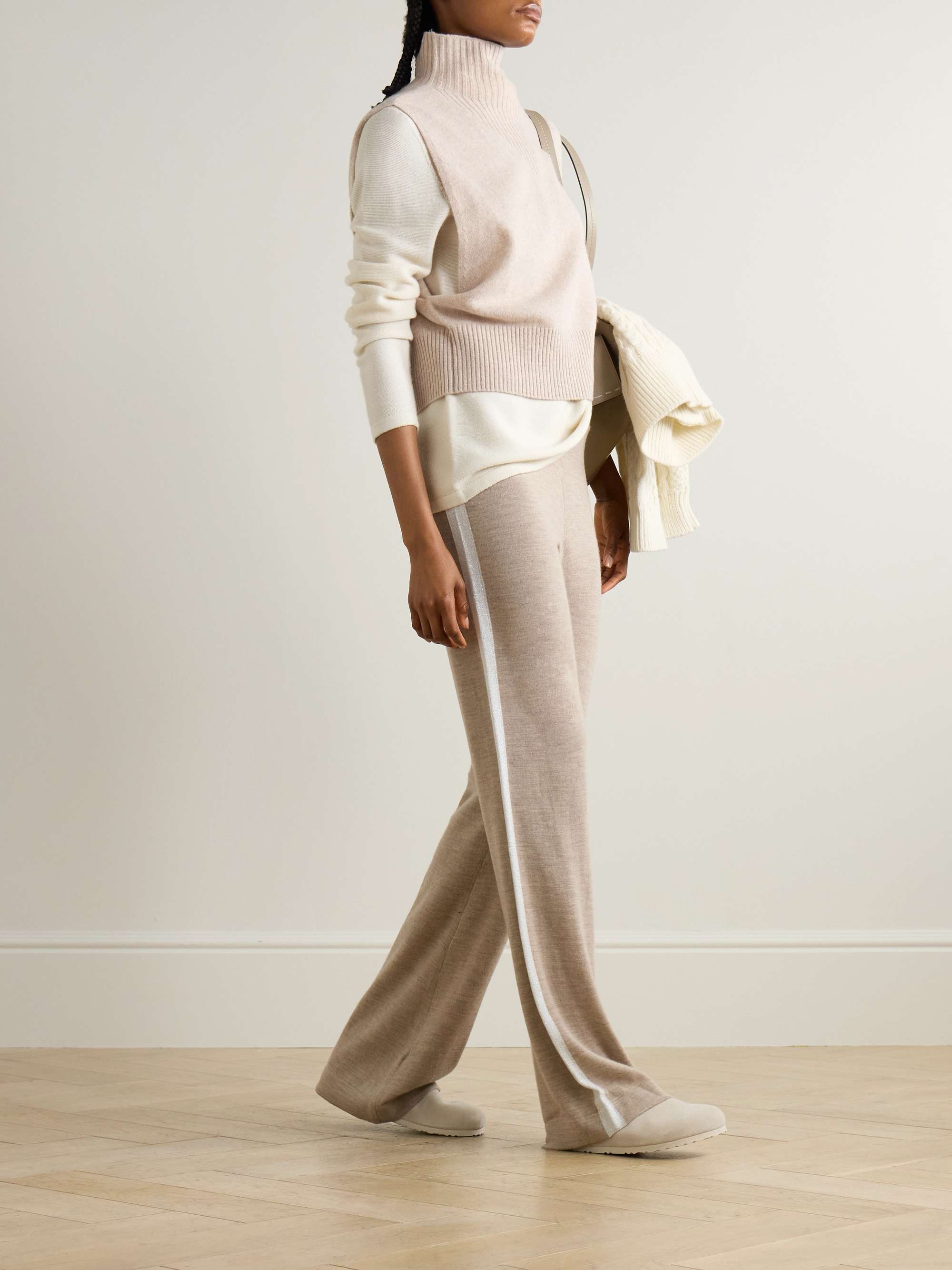 Geilo ribbed merino wool turtleneck vest view