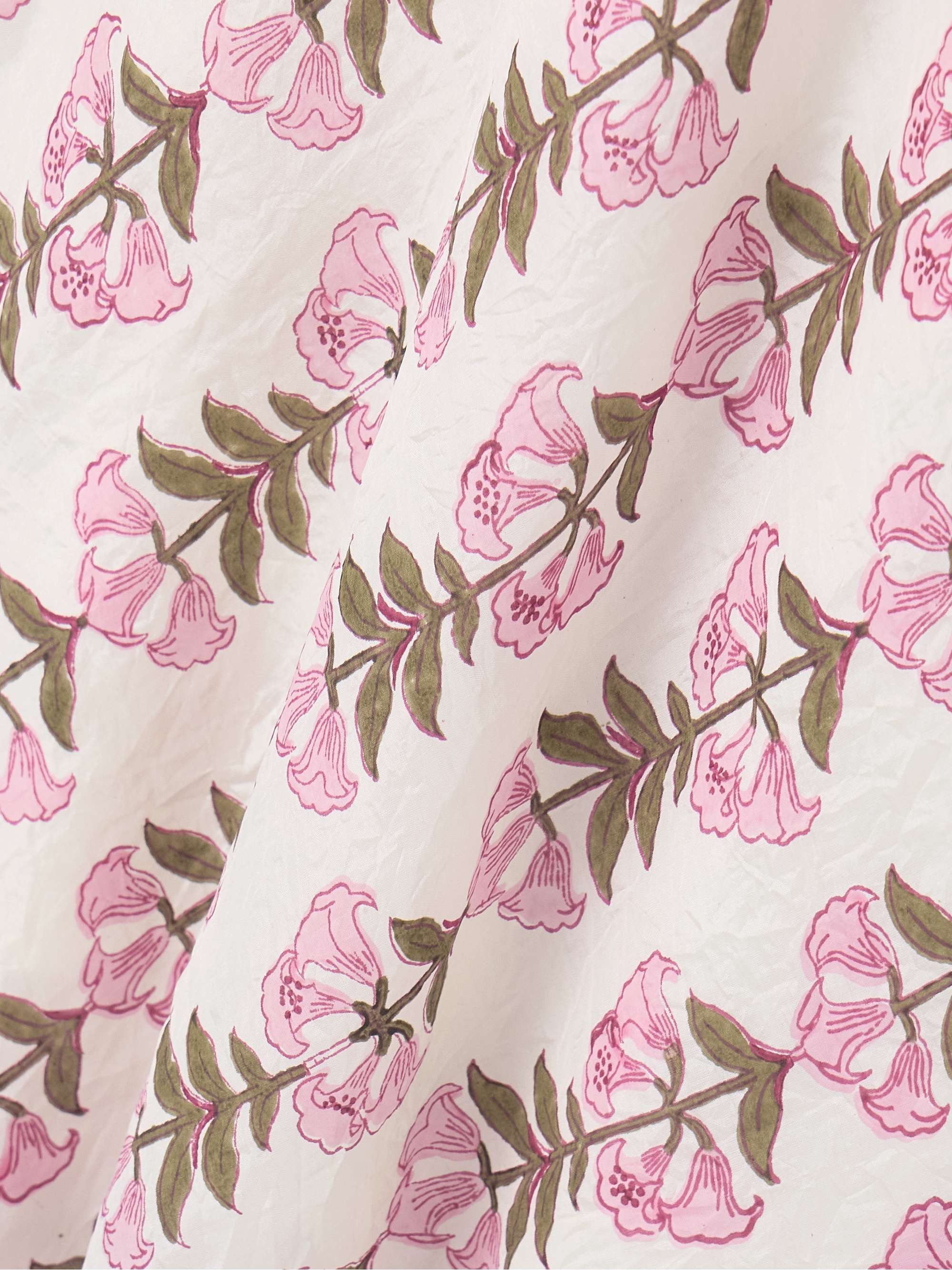 Lyra floral-print crinkled-silk midi skirt view