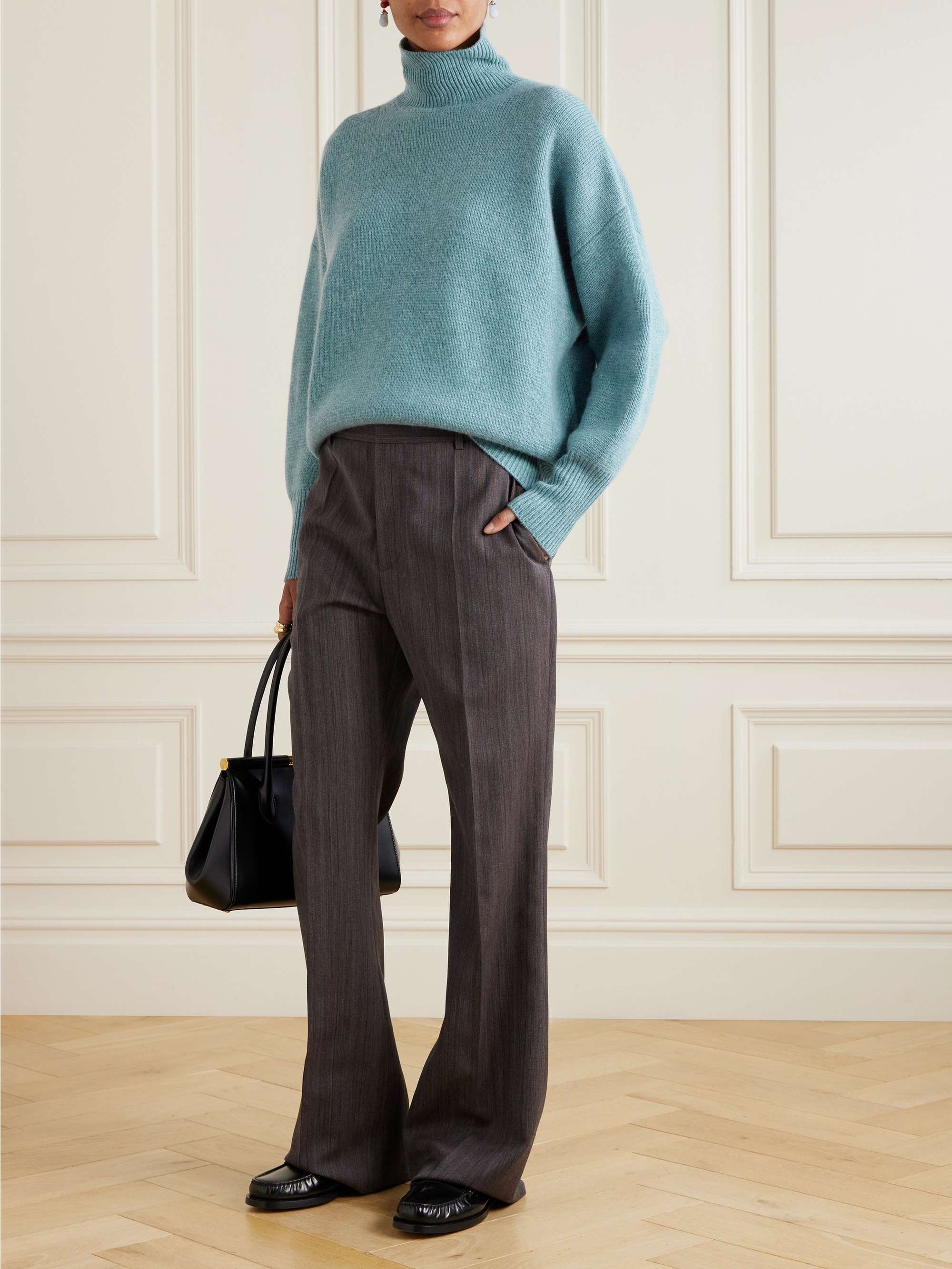 Bagan organic cashmere turtleneck sweater view