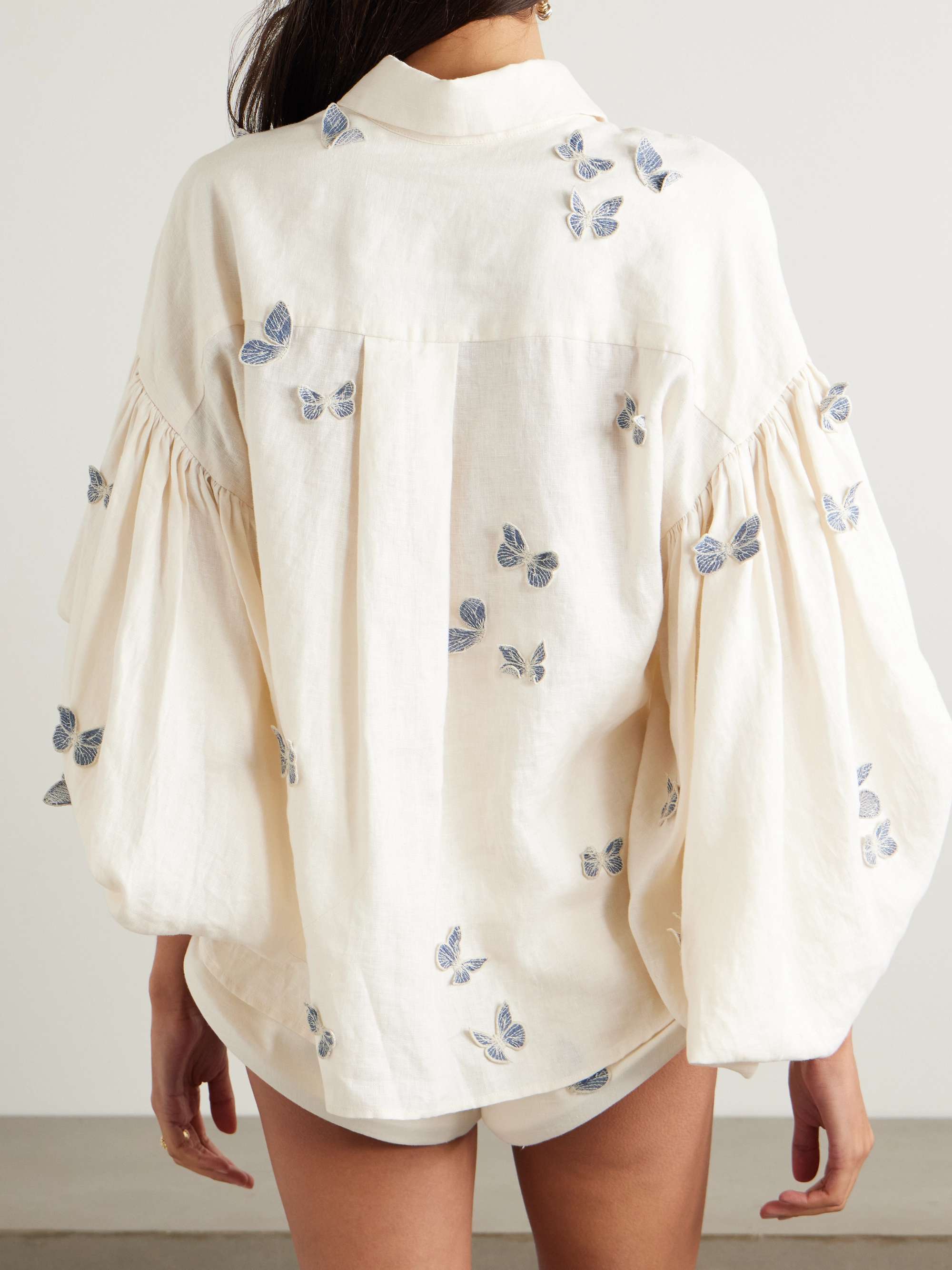 Agar Caracola appliquéd gathered linen shirt view