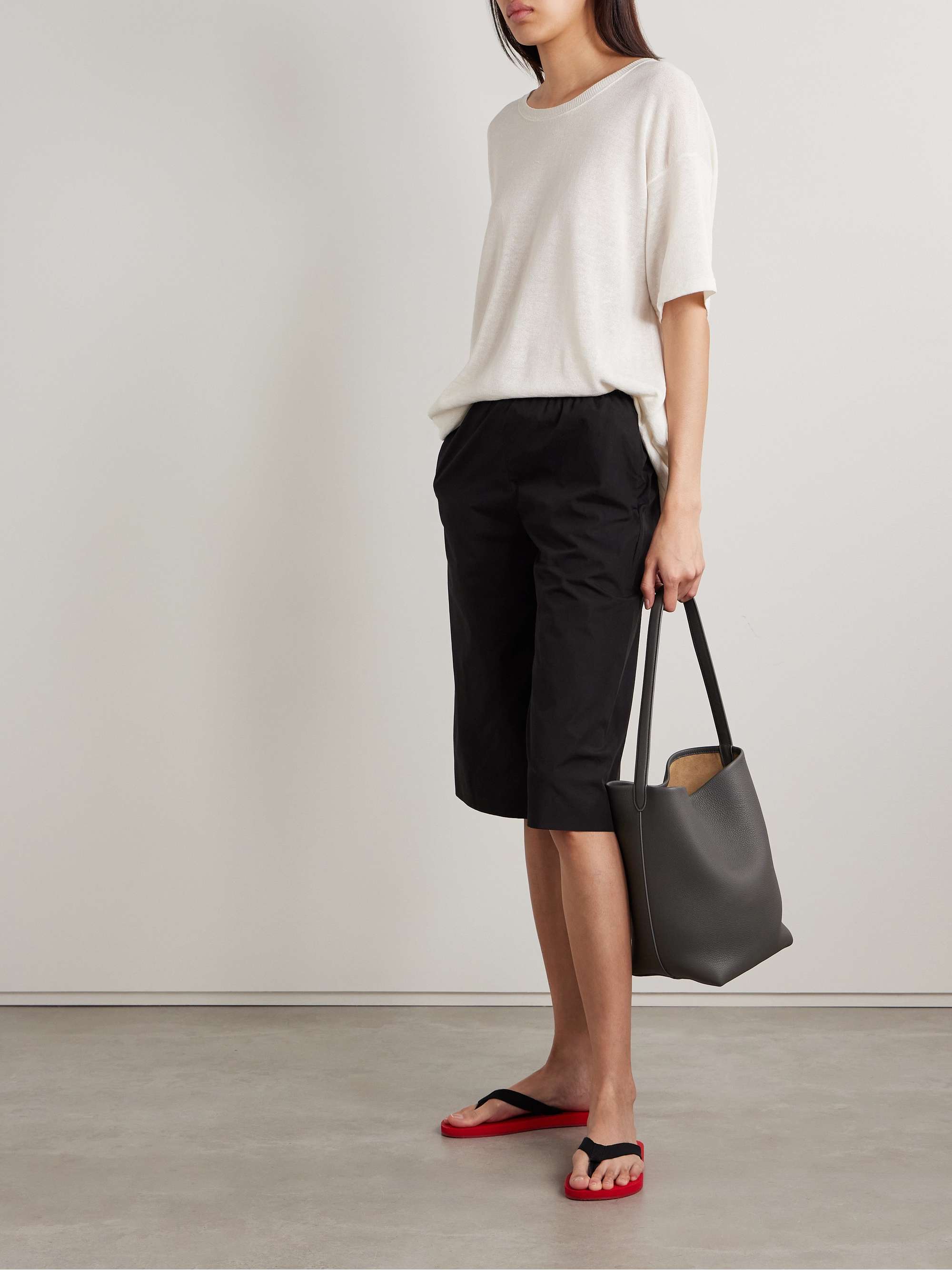 Jiselle oversized knitted T-shirt view