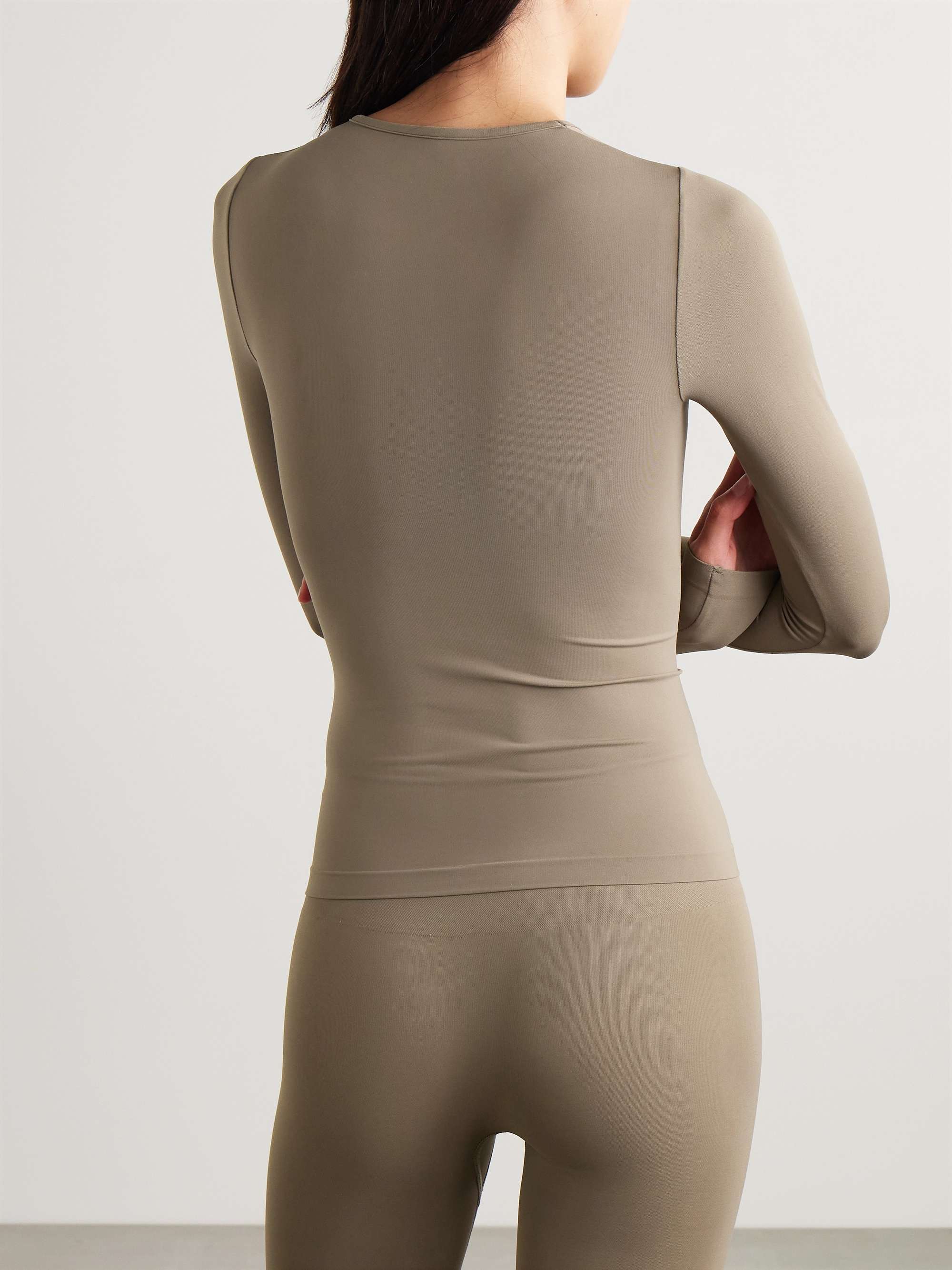 Soft Smoothing Seamless Long Sleeve T-shirt view