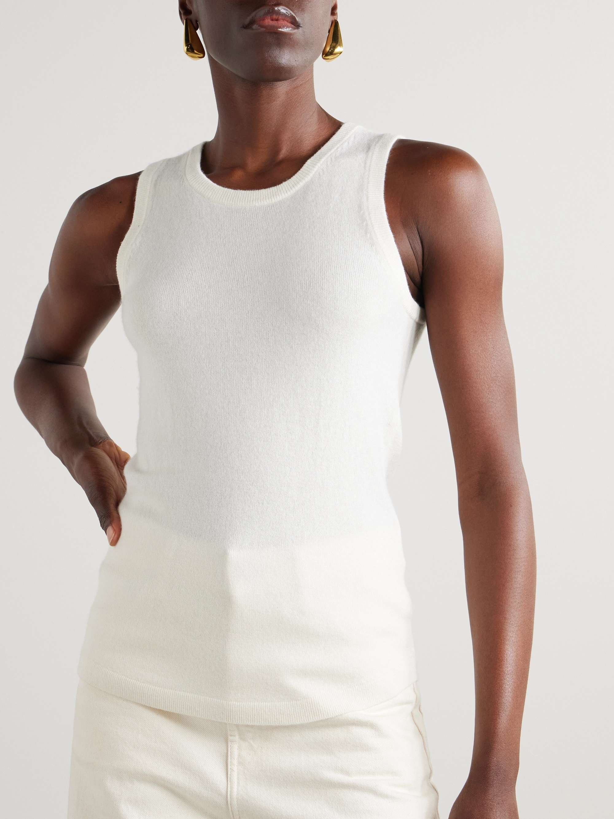 Cashmere tank view