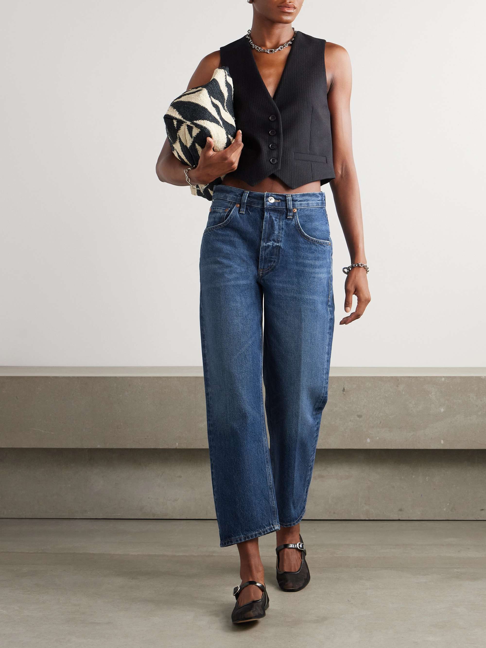 Dahlia cropped low-rise boyfriend jeans view