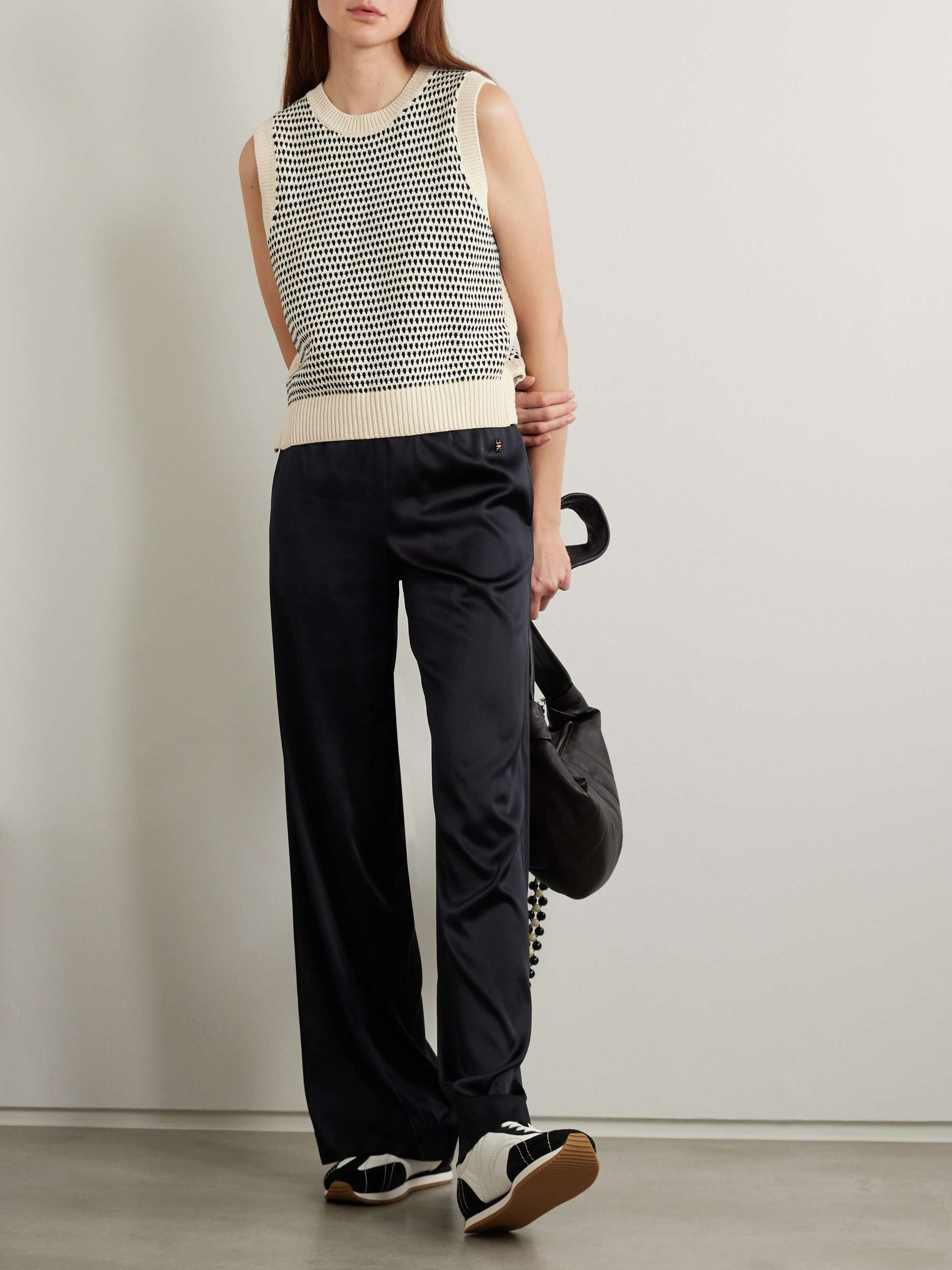 Knowles cotton vest view