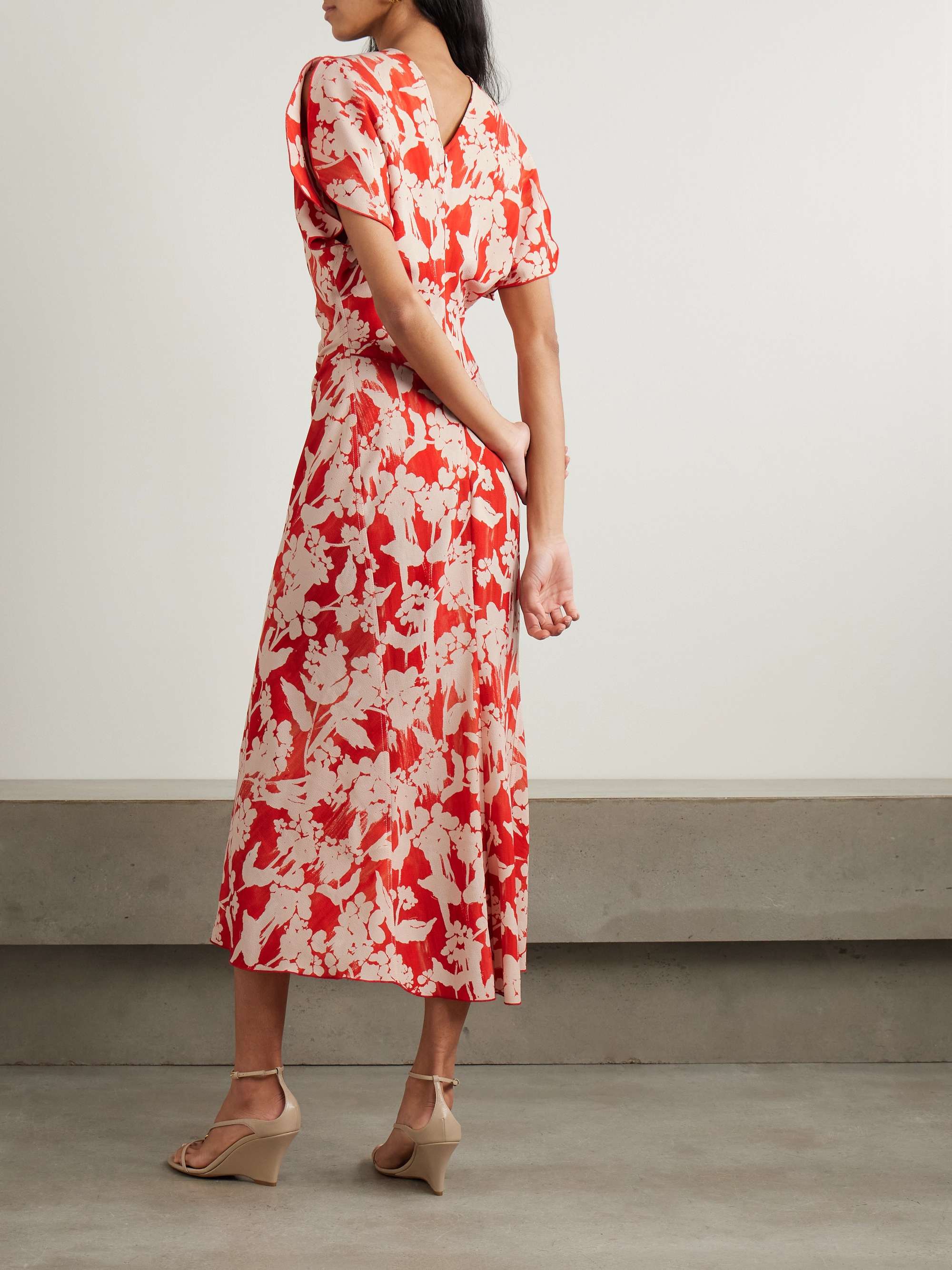 Gathered floral-print crepe midi dress view