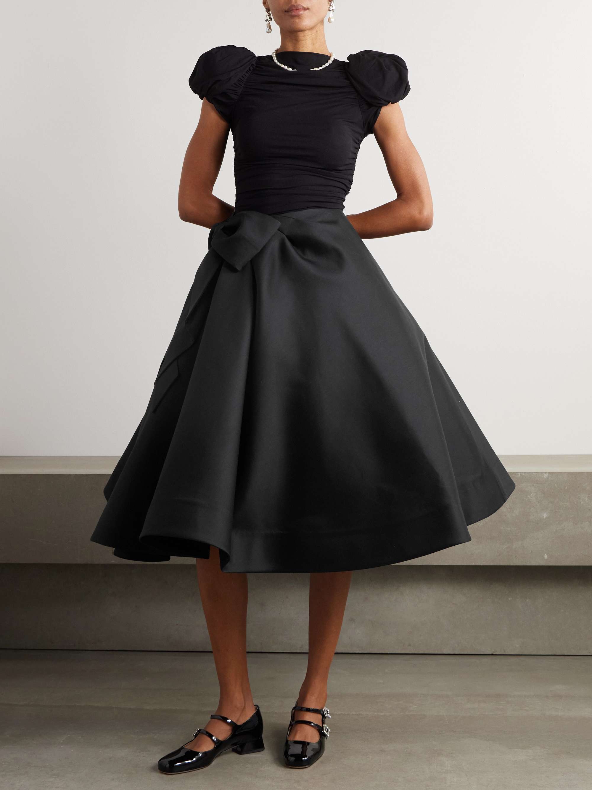 Bow-embellished wool and silk-blend twill midi skirt view