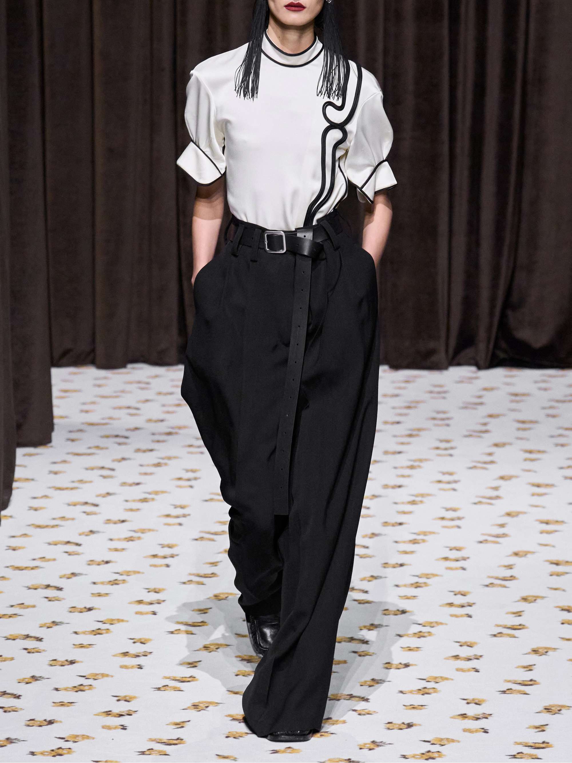 Pleated woven wide-leg pants view