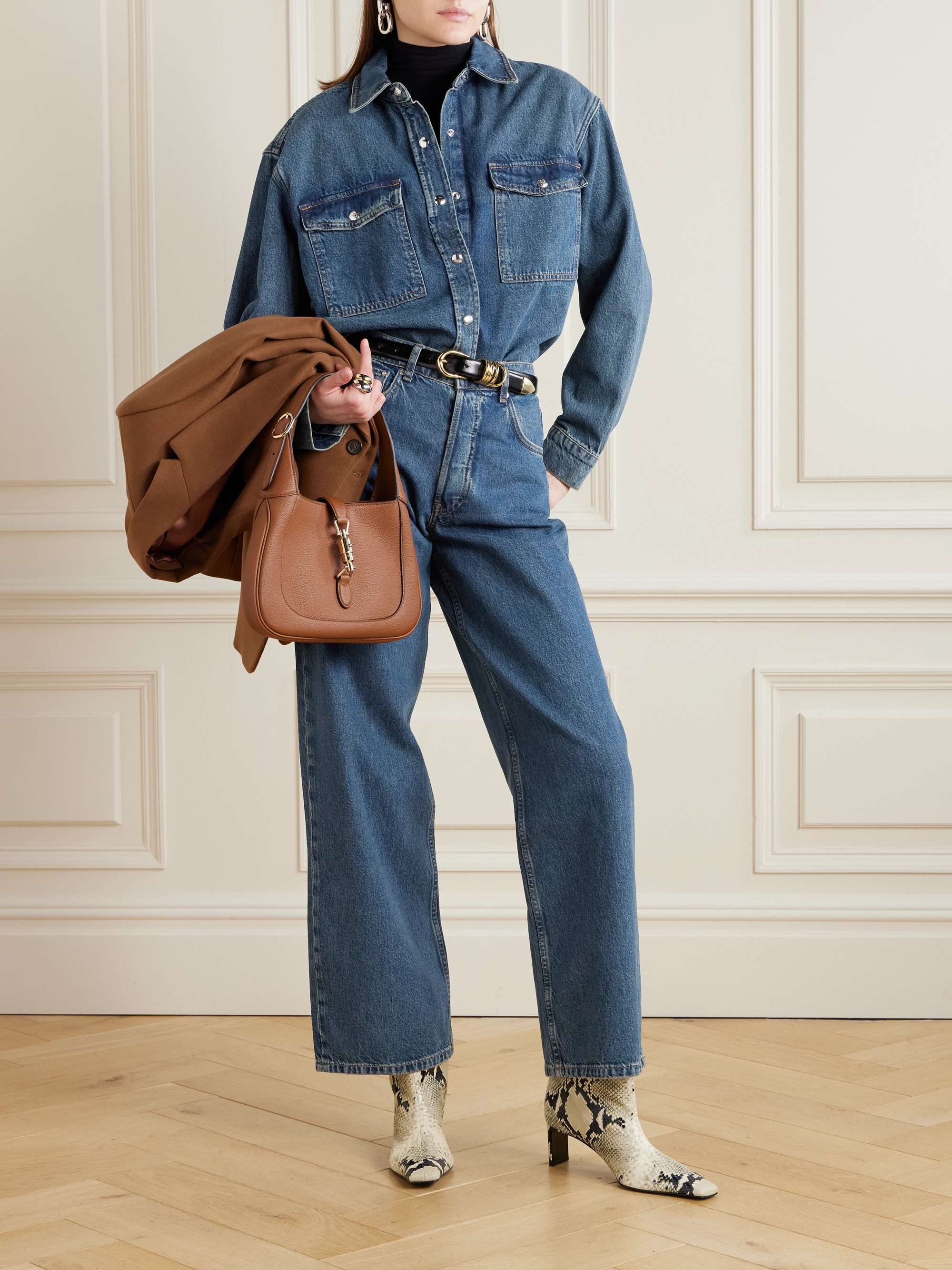 Manon mid-rise wide-leg jeans view