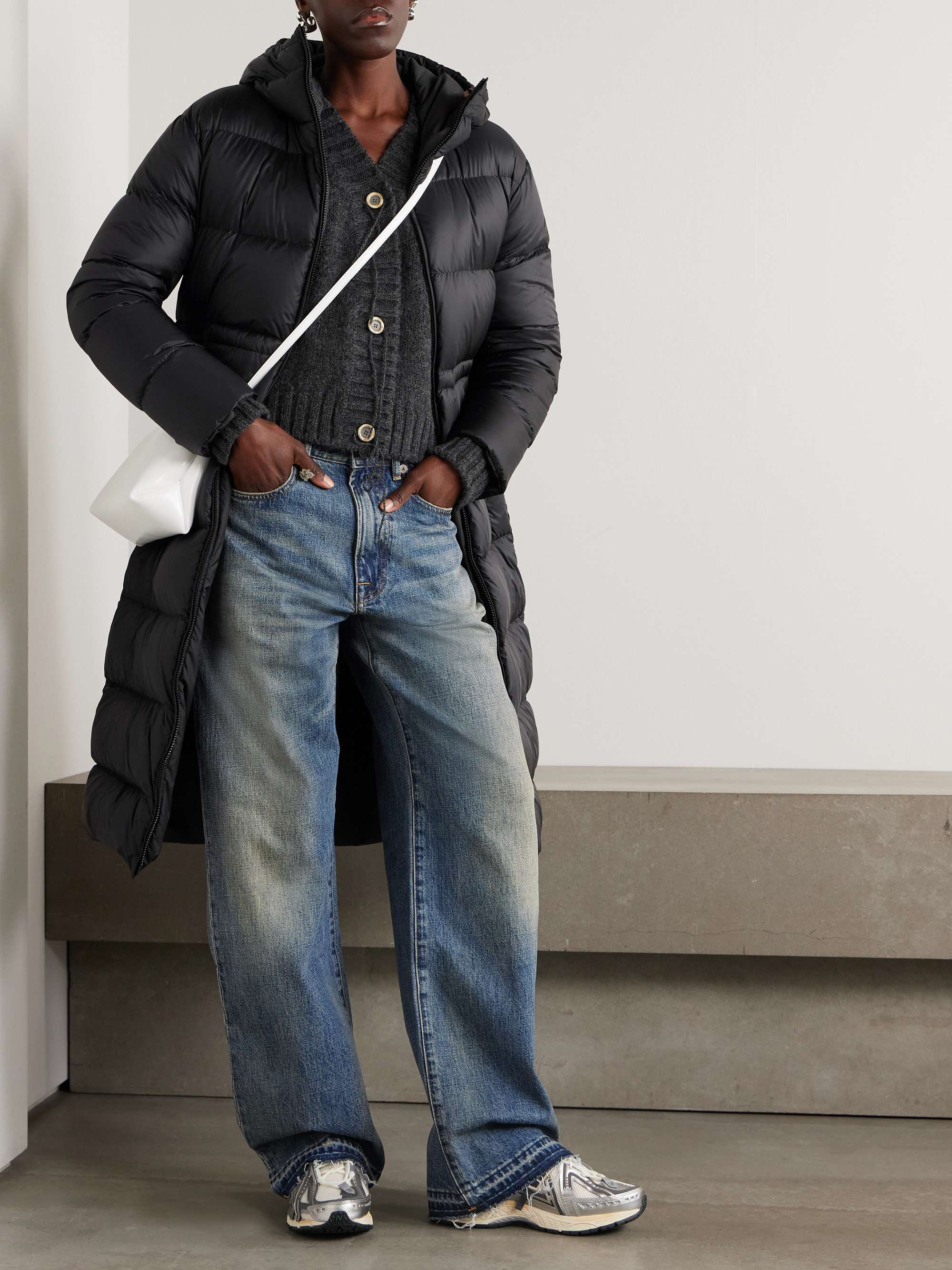Boulogne reversible hooded quilted down coat view