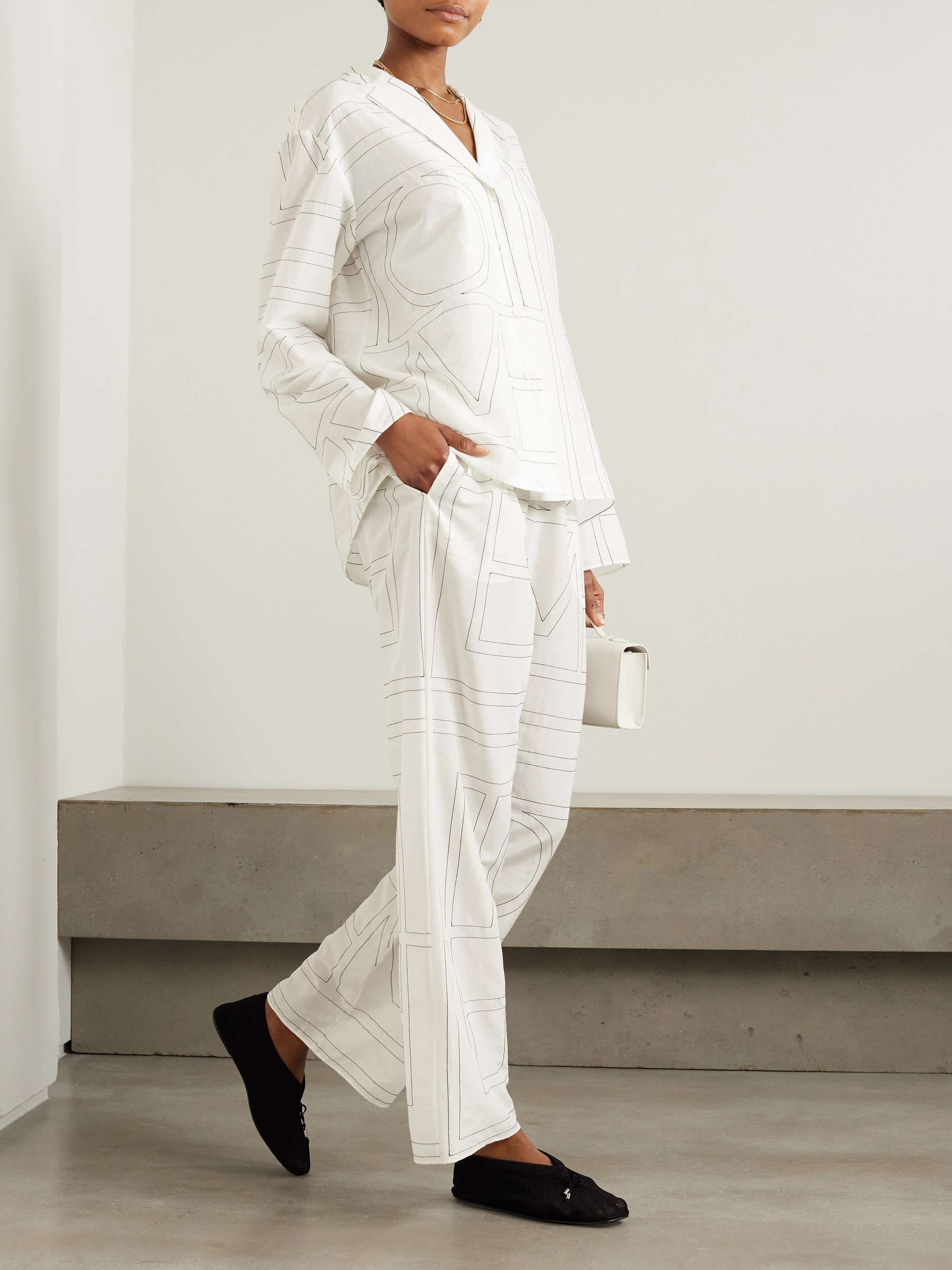 Embroidered organic cotton and silk-blend shirt view