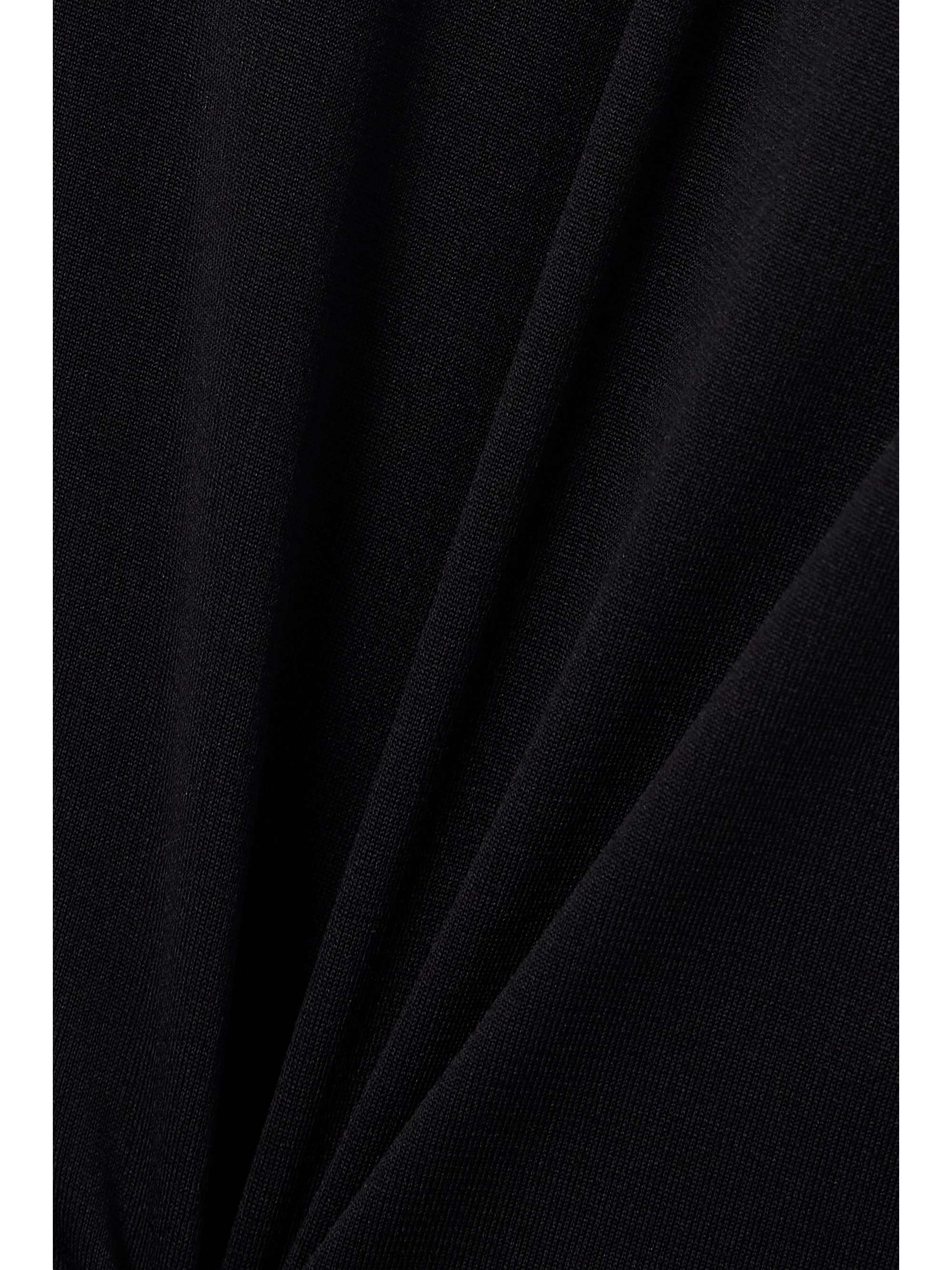 Two-tone stretch-jersey base layer view