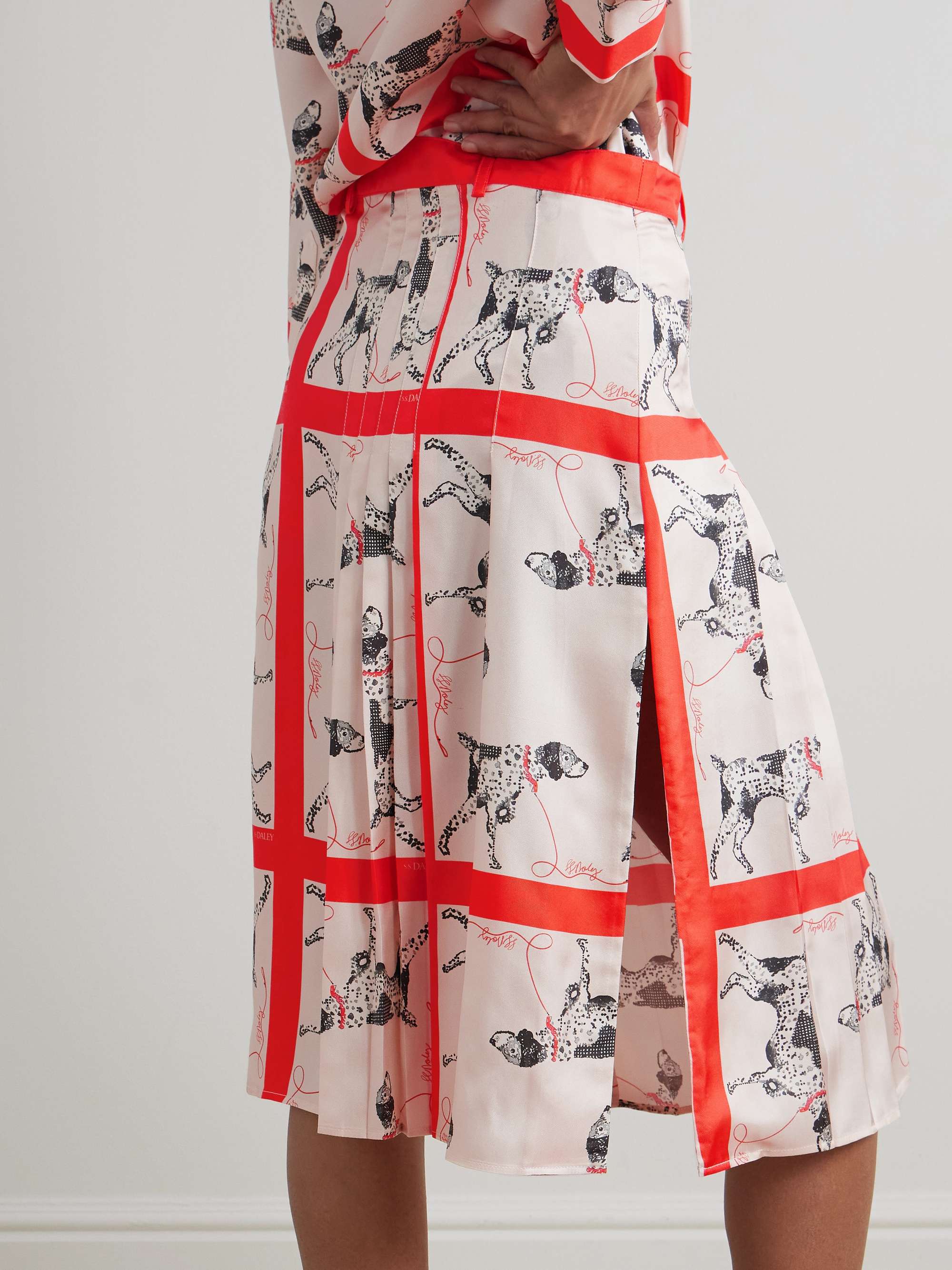 Pointer pleated printed silk-twill midi skirt view