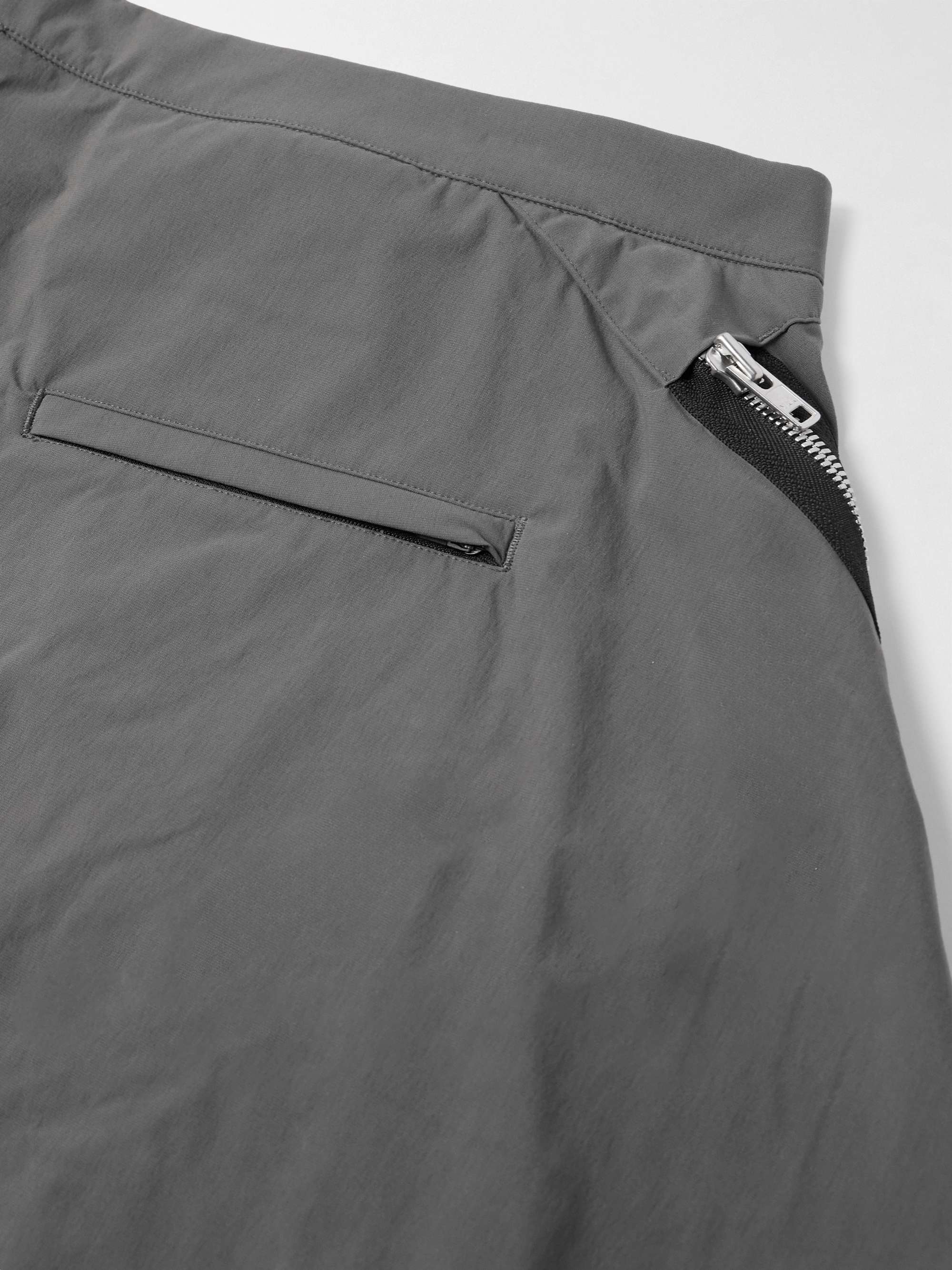 P30AL-E Wide-Leg Belted Layered Encapsulated Nylon Cargo Trousers view