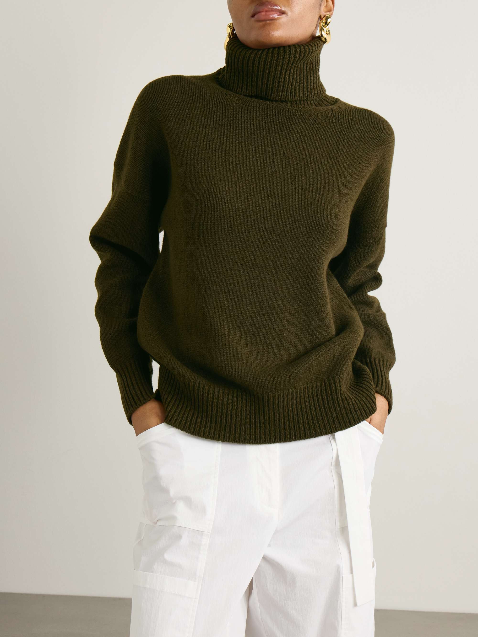 Balla wool turtleneck sweater view