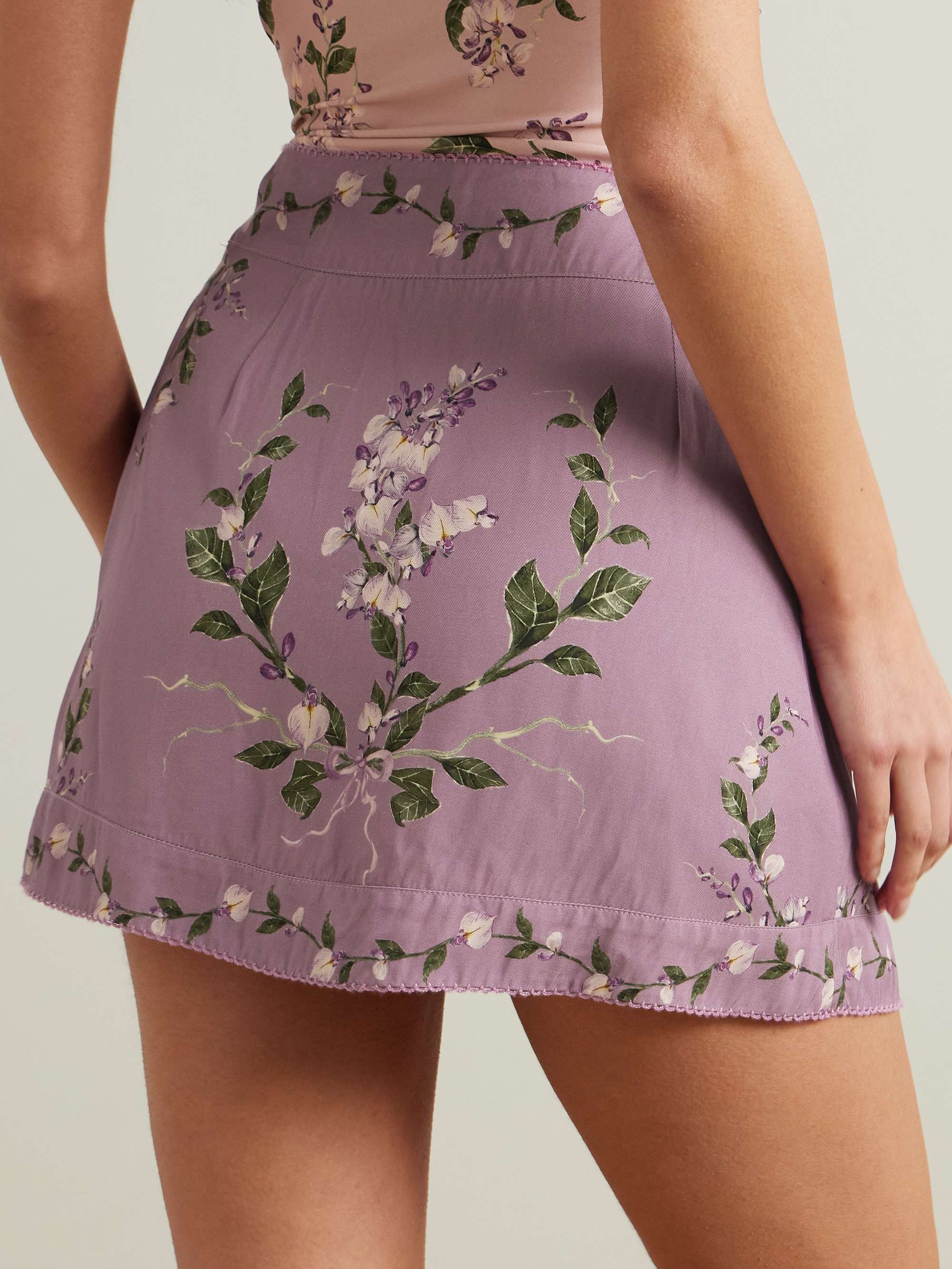 Luna Wisteria floral-print recycled-twill pareo view