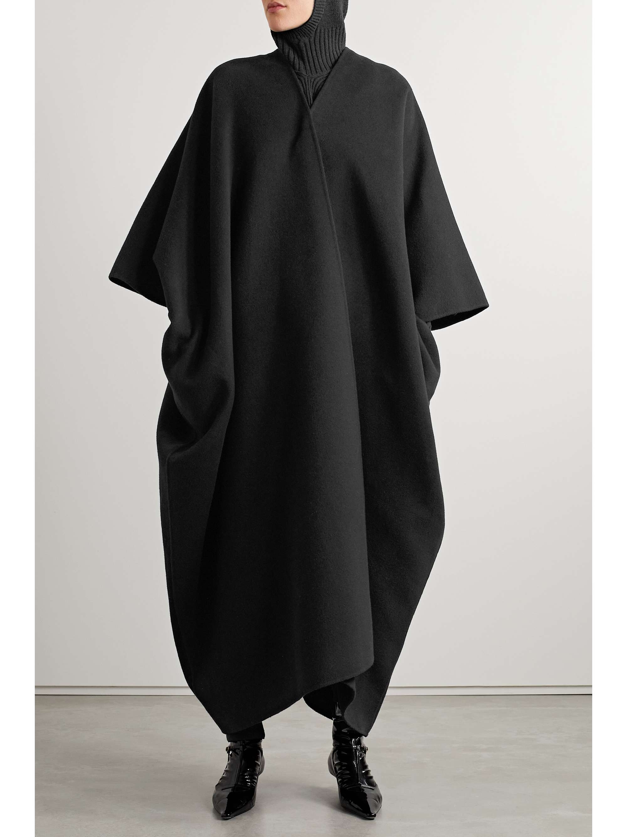 Febo oversized cashmere coat view