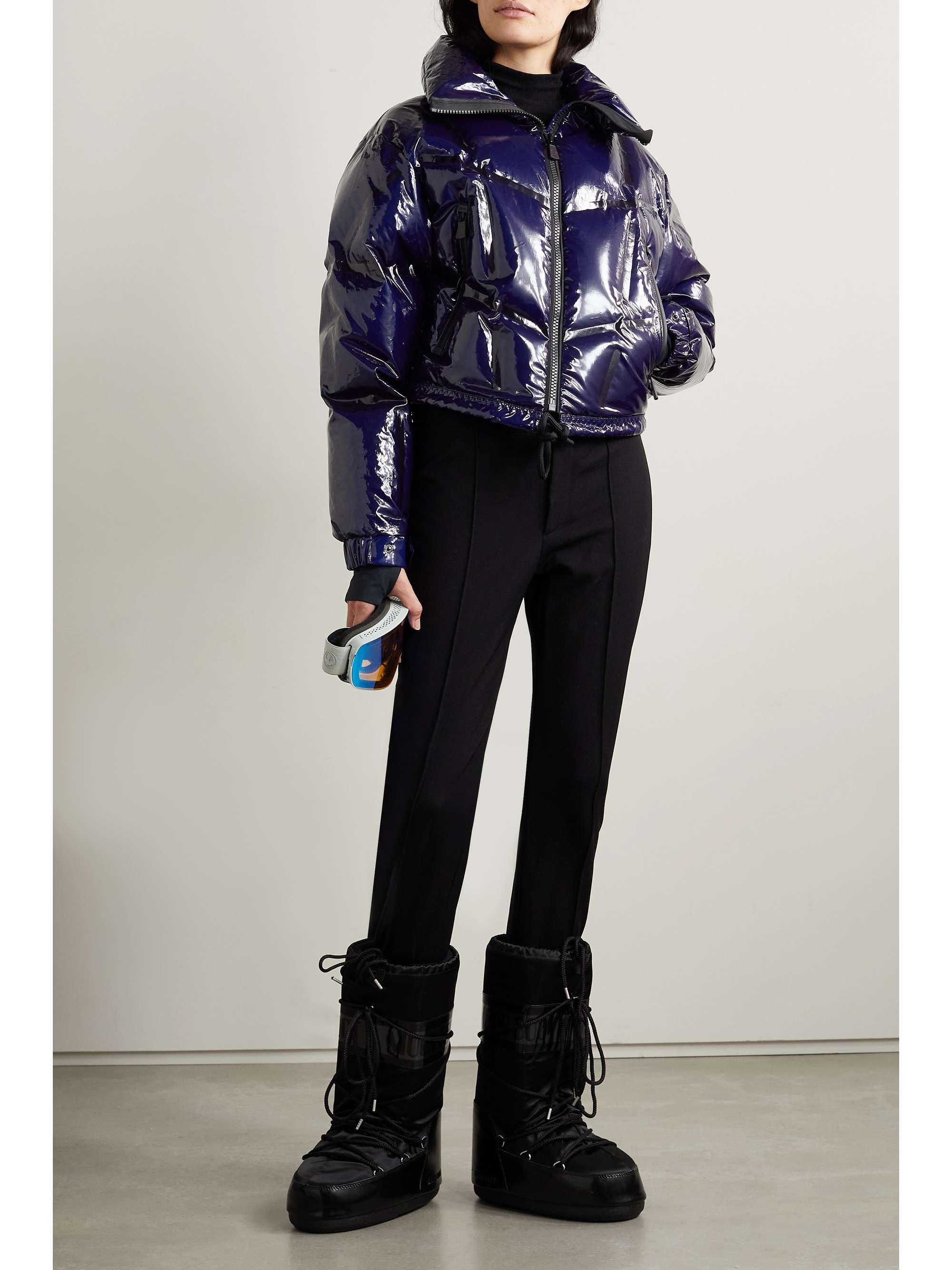Siguret cropped hooded quilted down ski jacket view