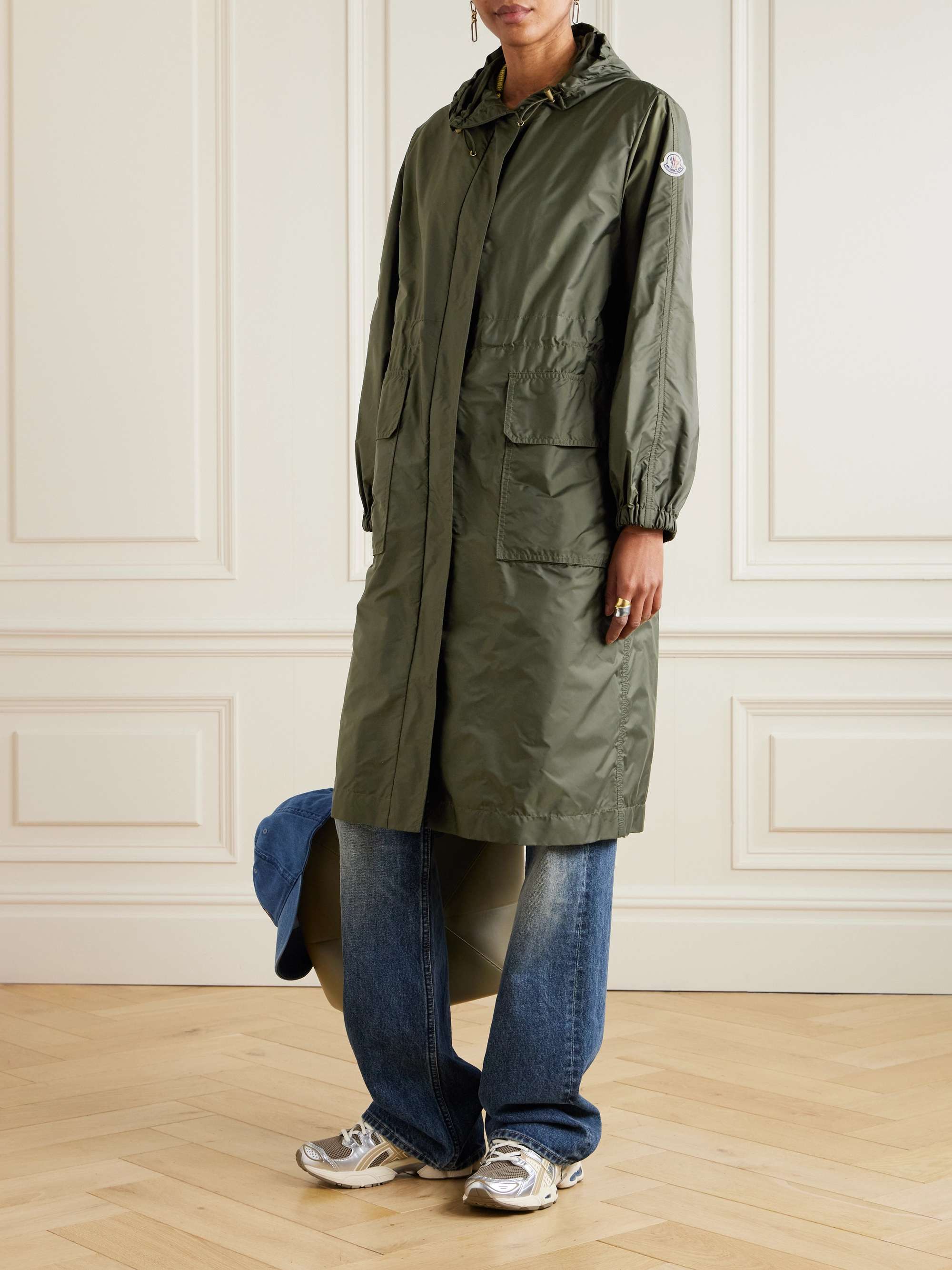Hiengos shell hooded coat view