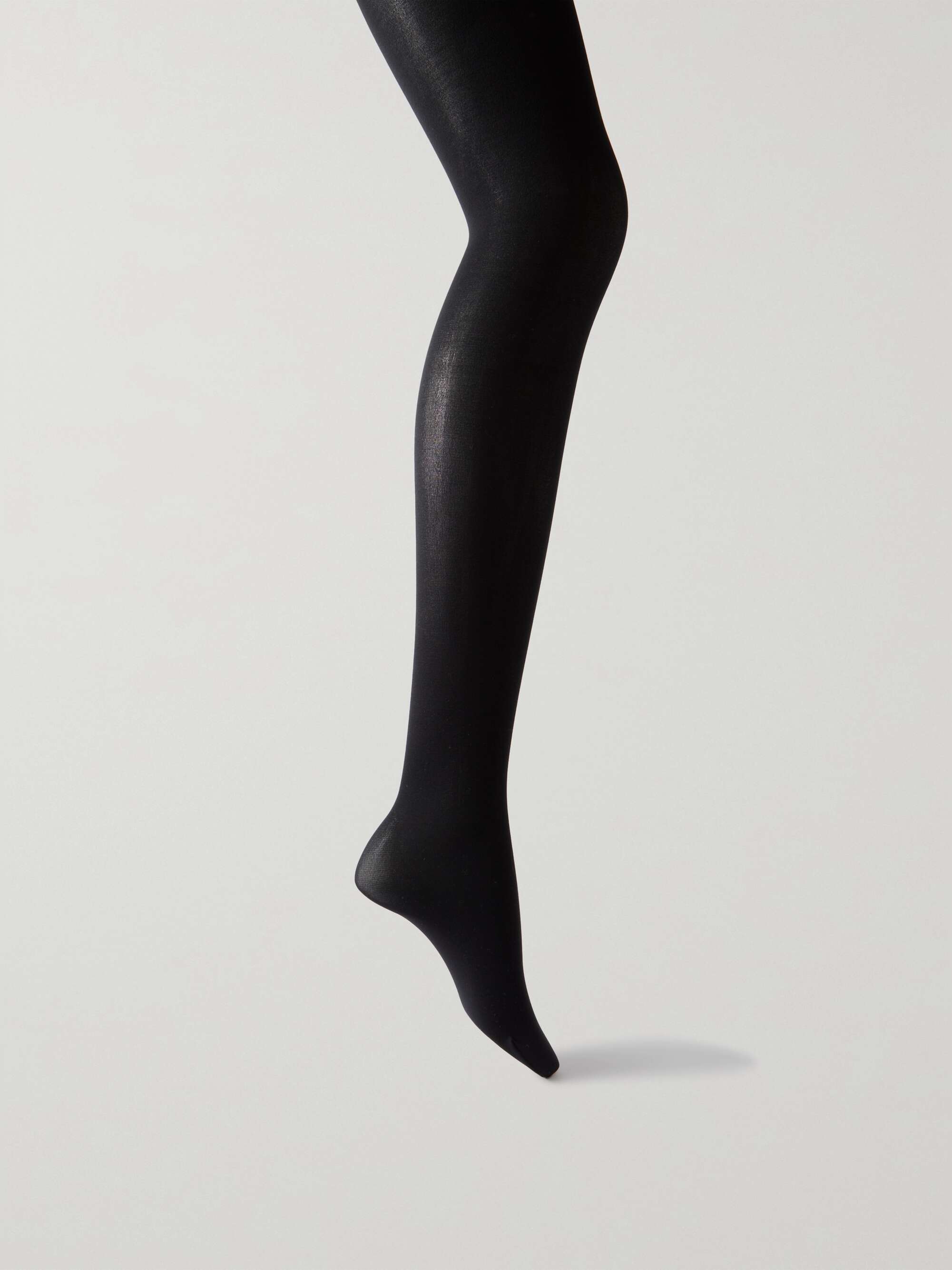 Velvet de Luxe 50 denier tights view