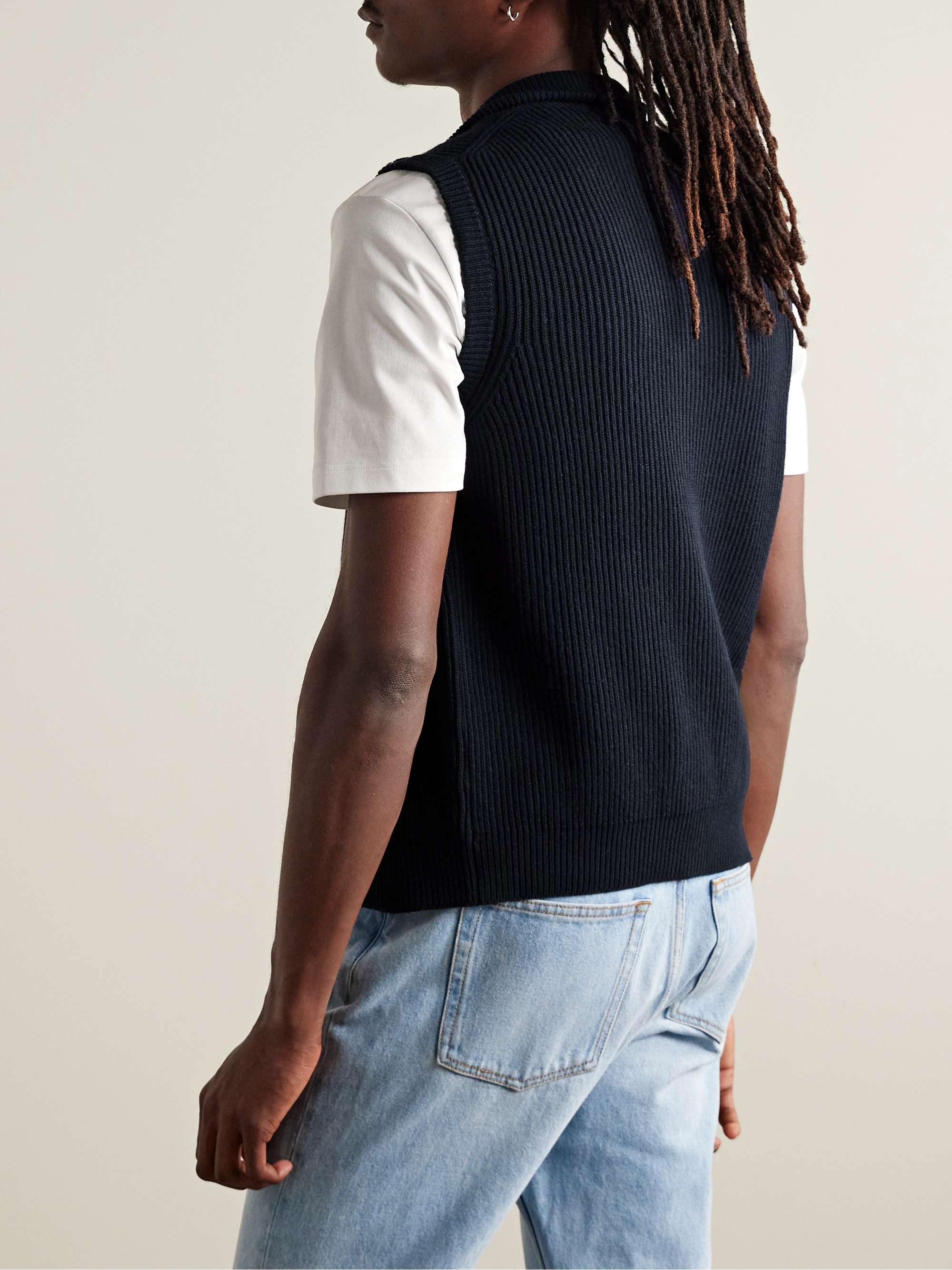 Ribbed Cashmere Gilet view