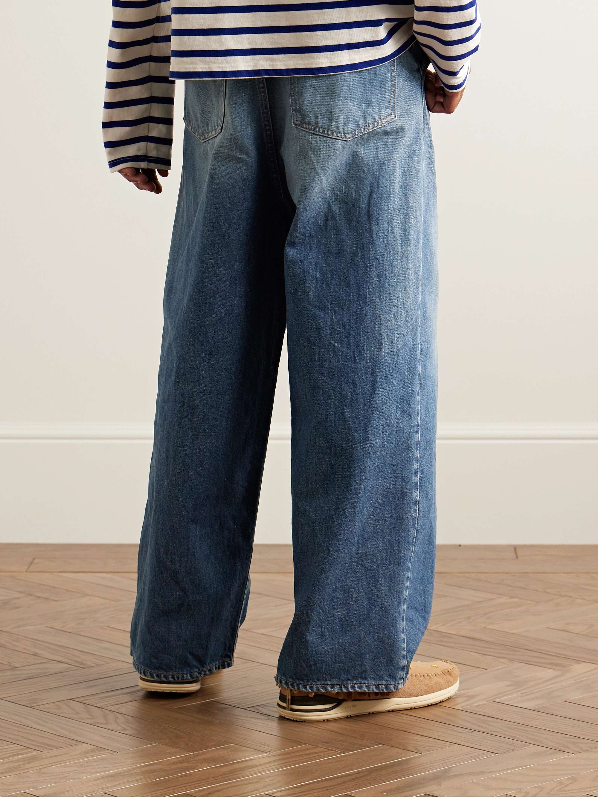 Port Wide-Leg Jeans view
