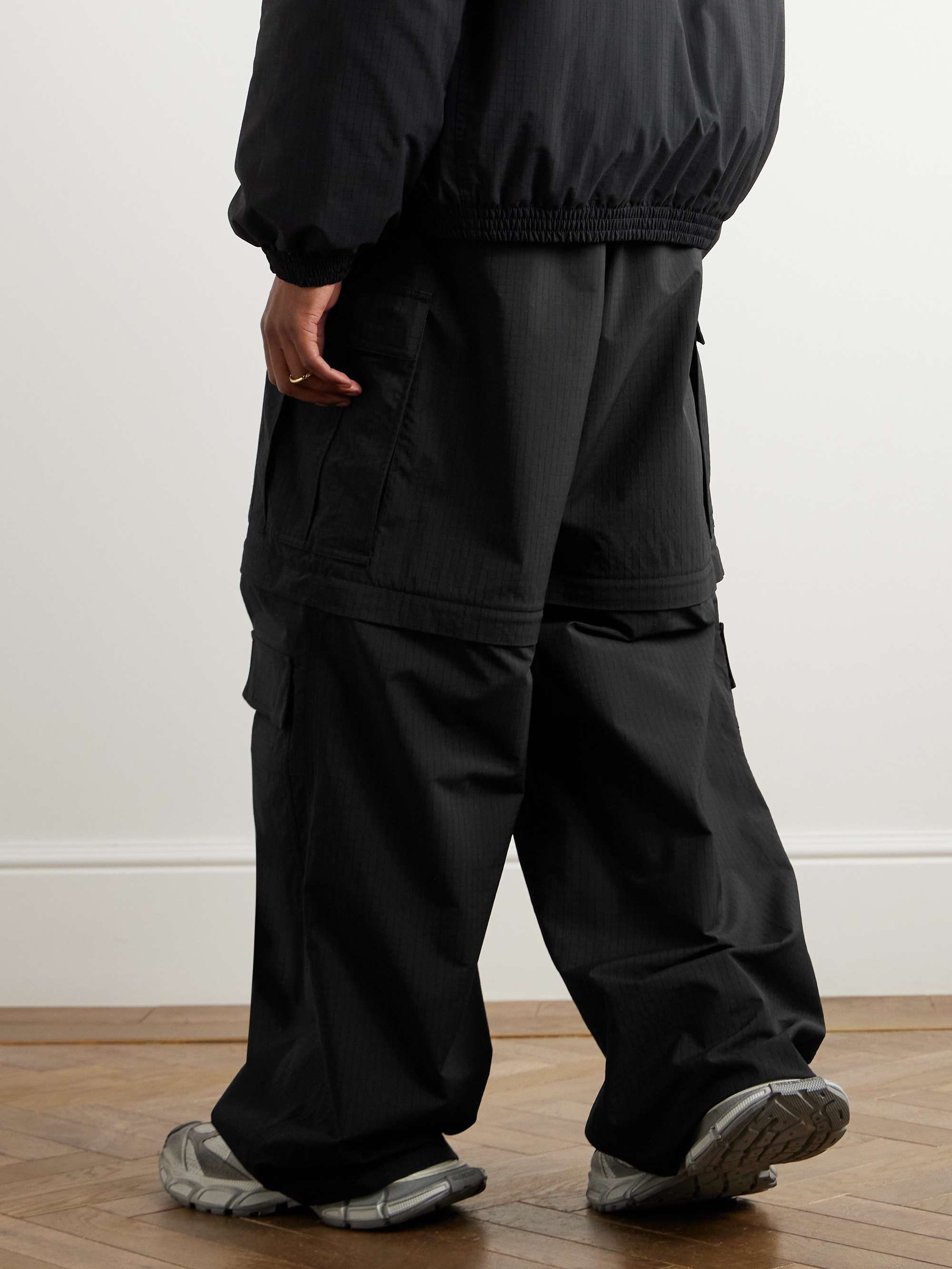 Wide-Leg Logo-Embroidered Ripstop Cargo Trousers view