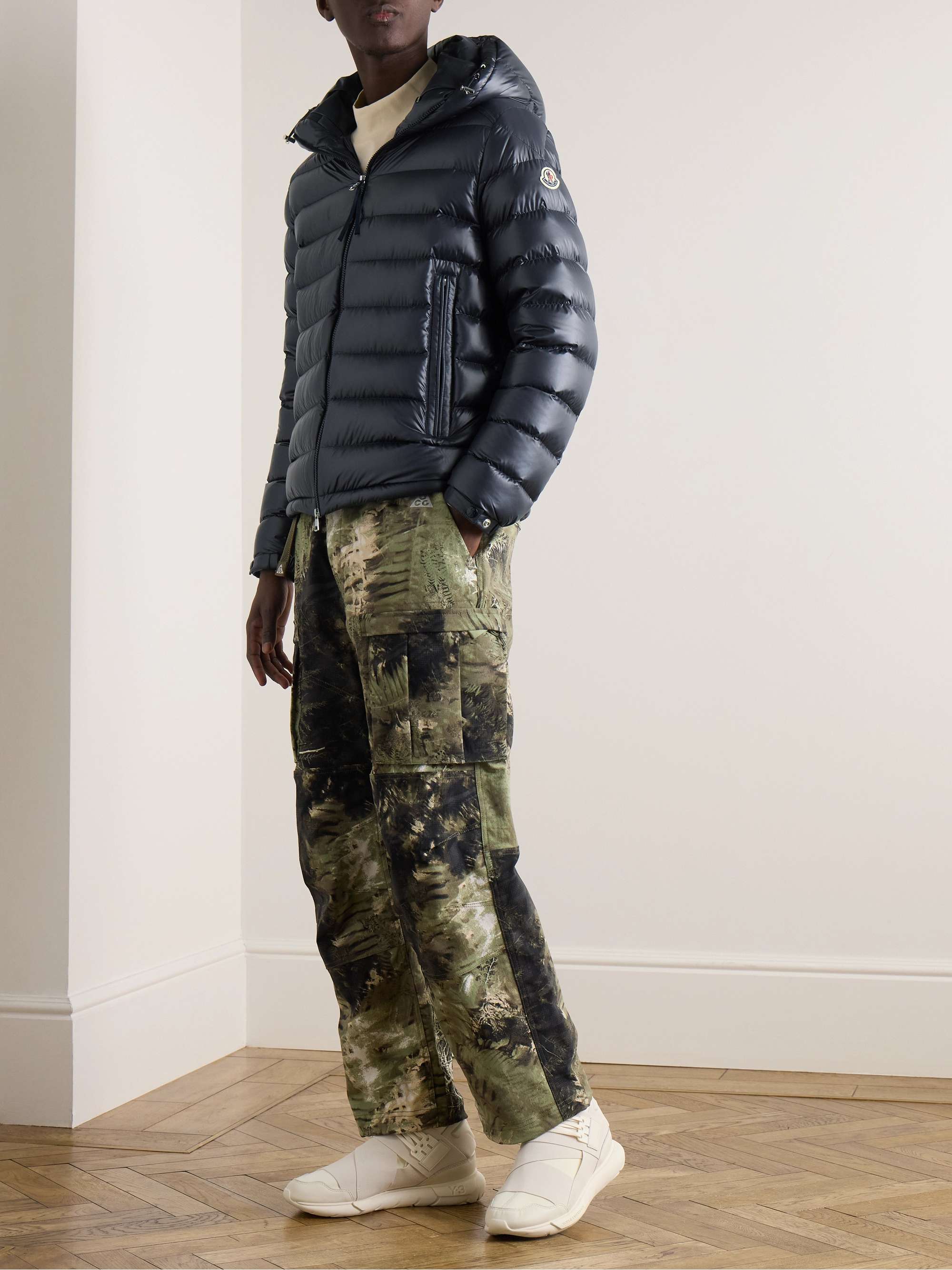 Besines Slim-Fit Quilted Shell Hooded Down Jacket view