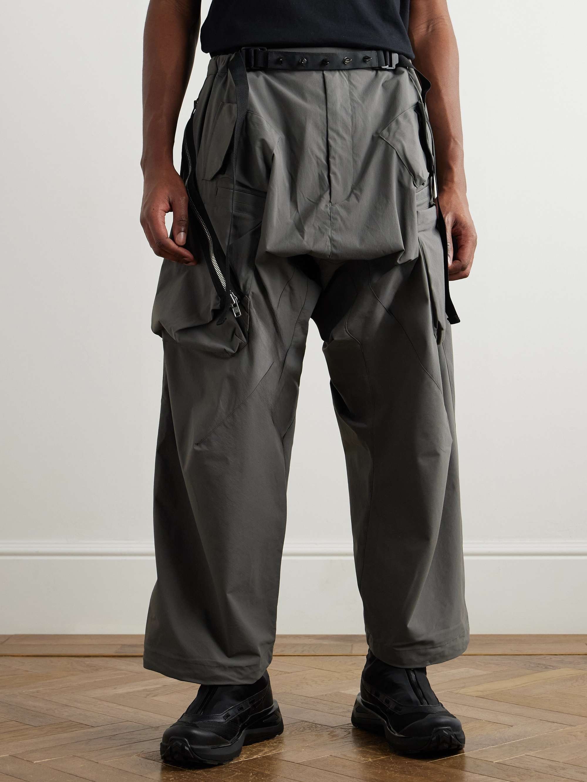 P30AL-E Wide-Leg Belted Layered Encapsulated Nylon Cargo Trousers view