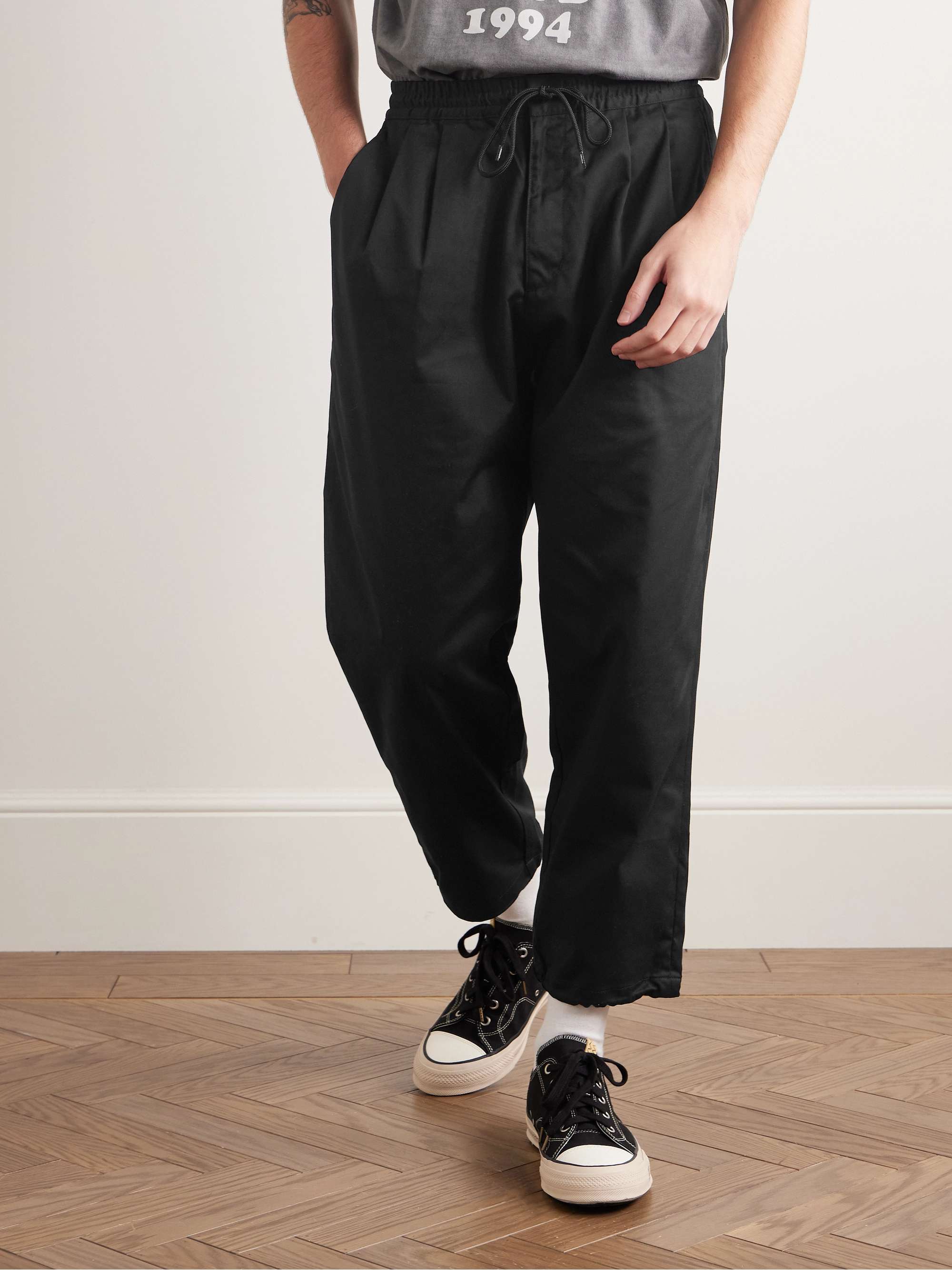 Easy Straight-Leg Cropped Pleated Twill Drawstring Trousers view