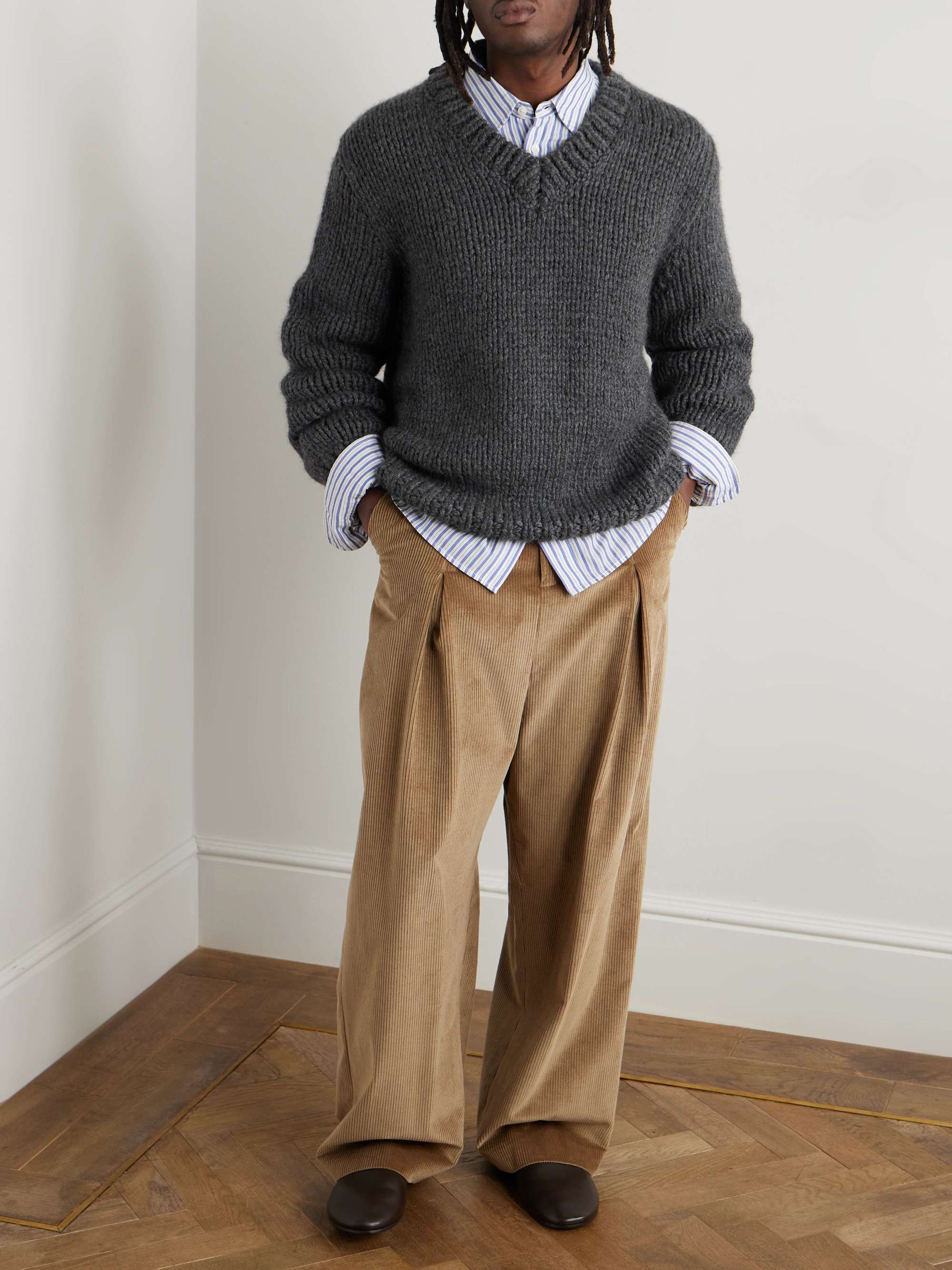 Loira Wool Sweater view