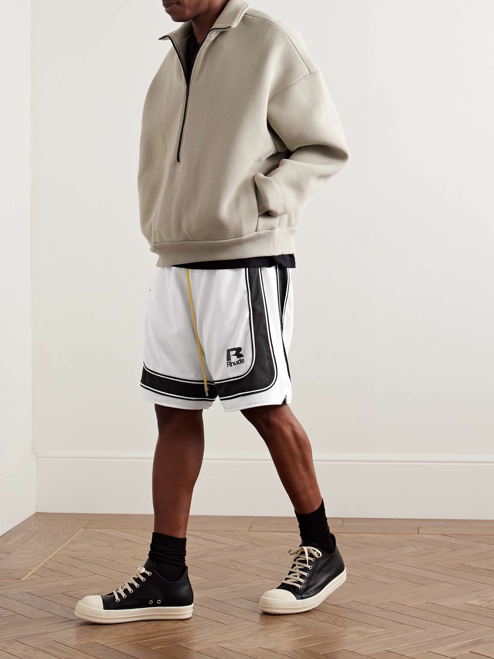 Wide-Leg Logo-Print Mesh Drawstring Shorts view