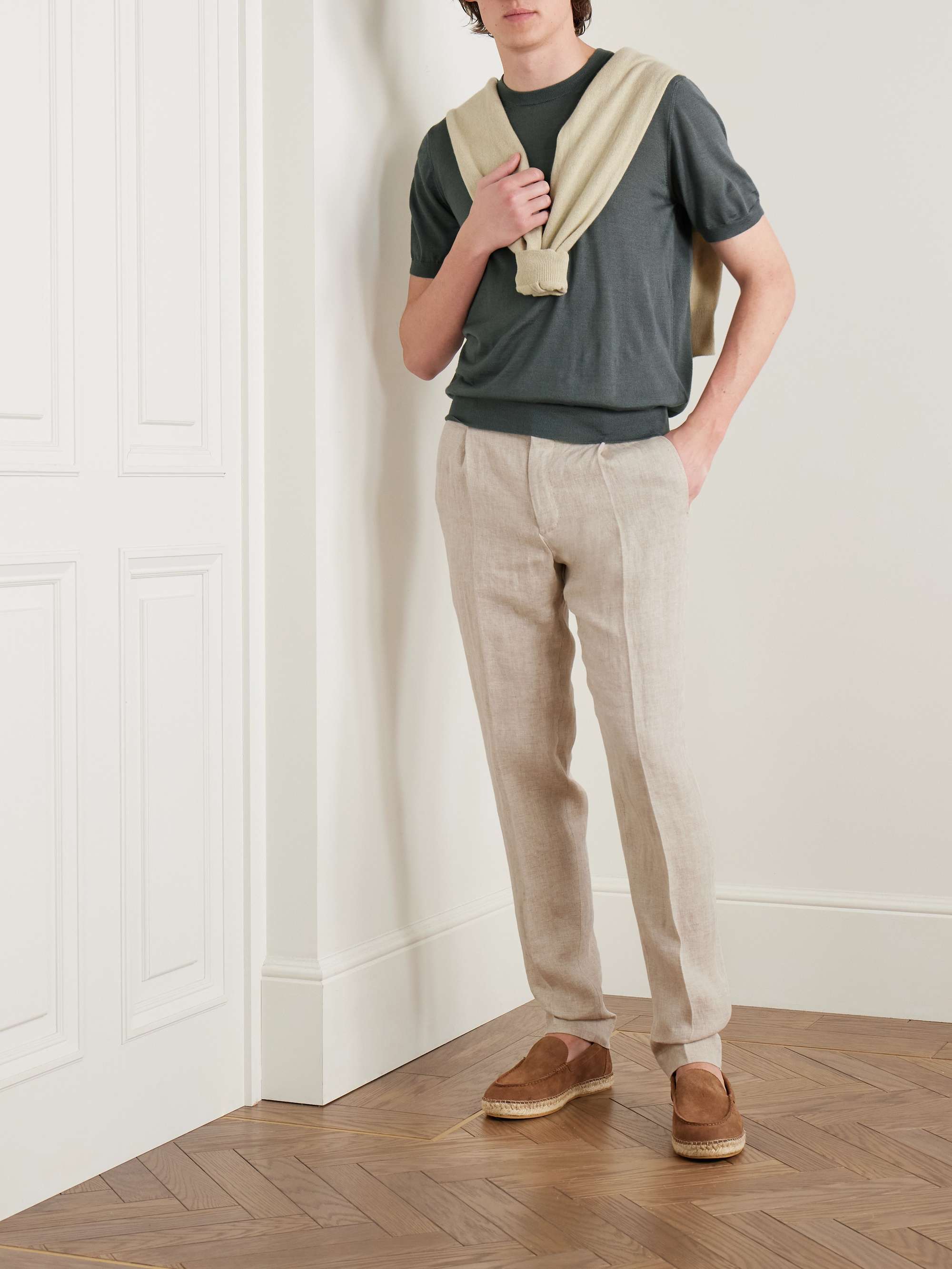 Venezia 1951 Tapered Pleated Herringbone Linen Trousers view