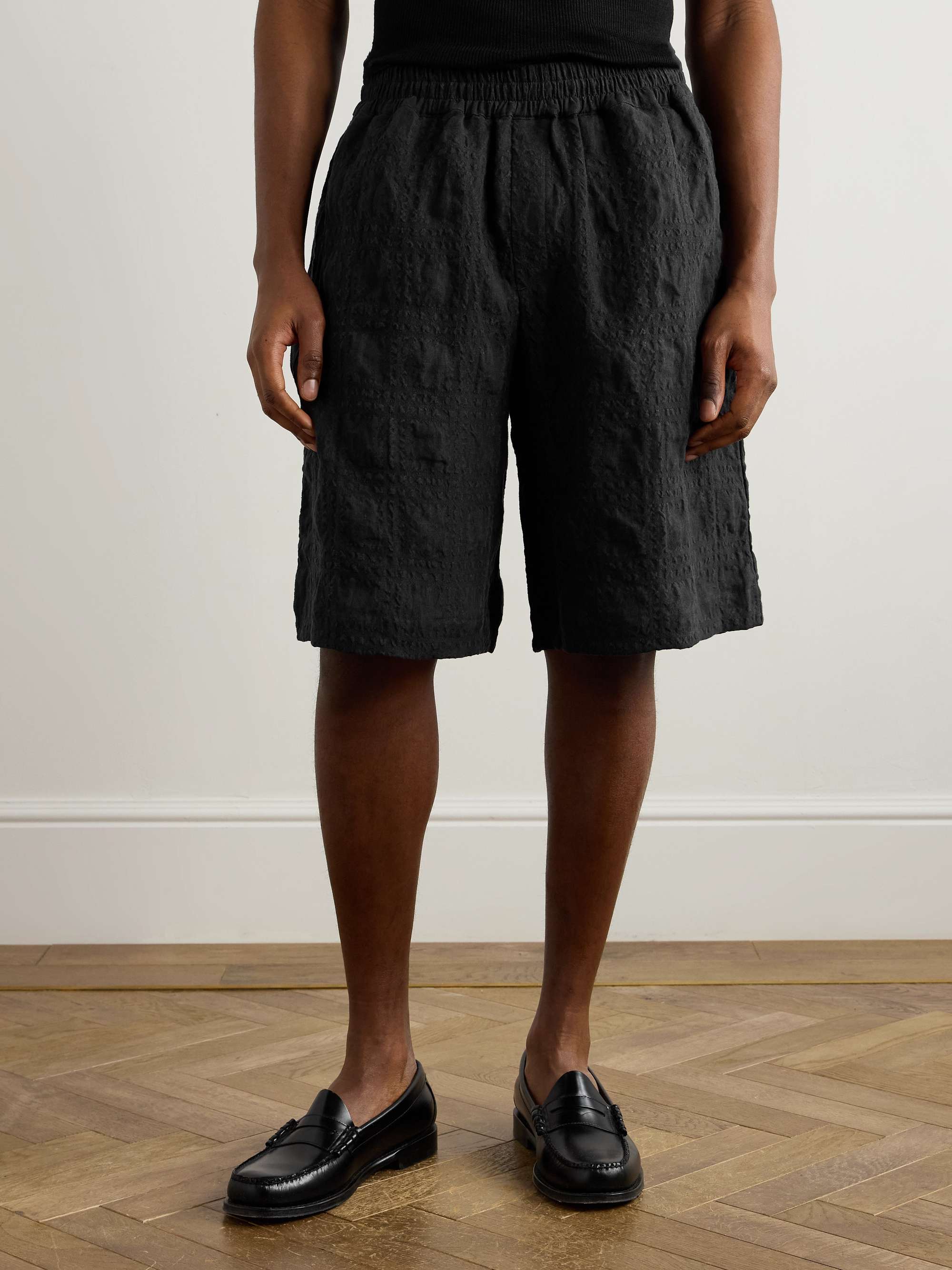 Saleh Wide-Leg Checked Linen and Lyocell-Blend Seersucker Shorts view