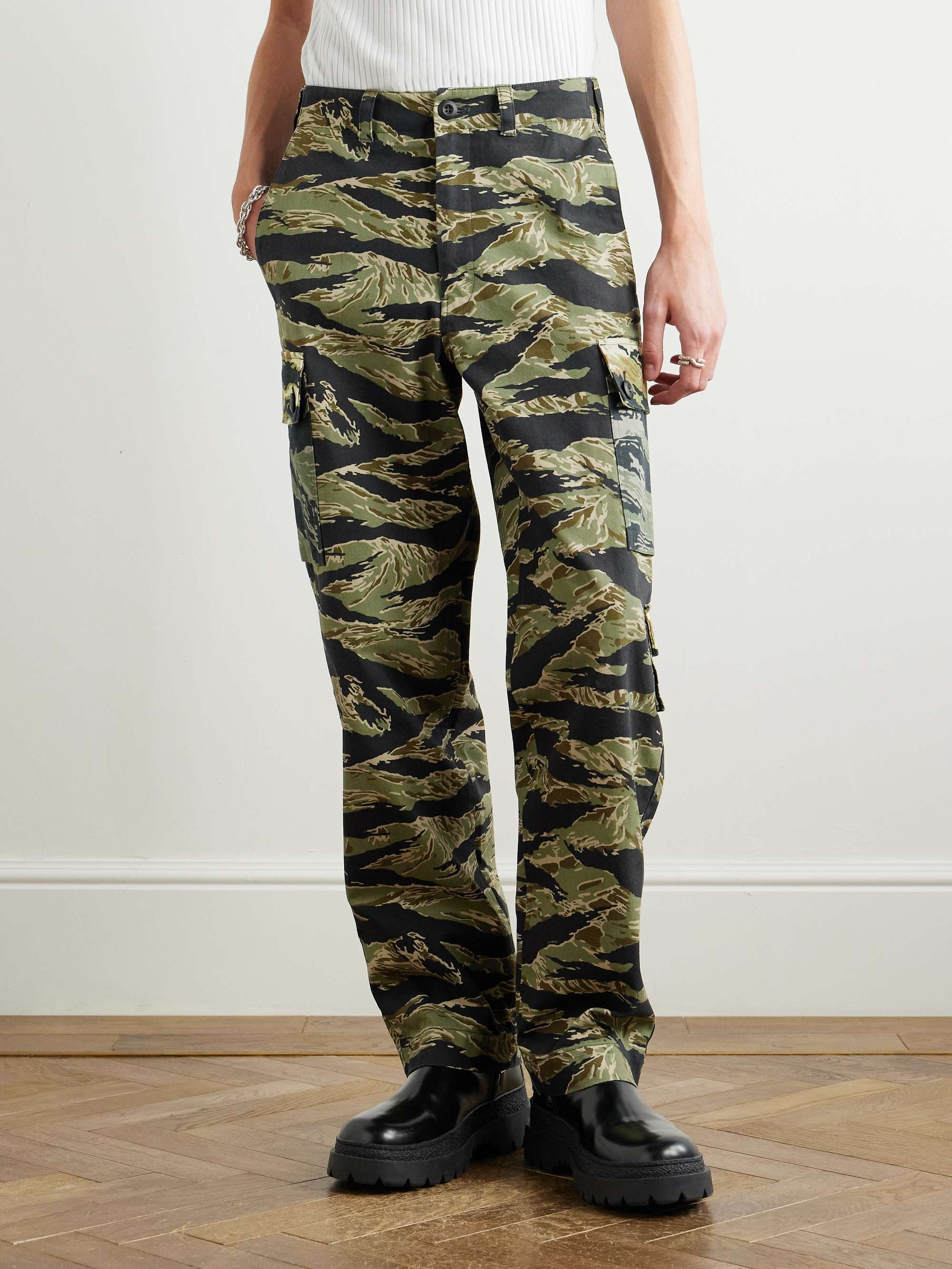 Wide-Leg Camouflage-Print Cotton-Canvas Cargo Trousers view