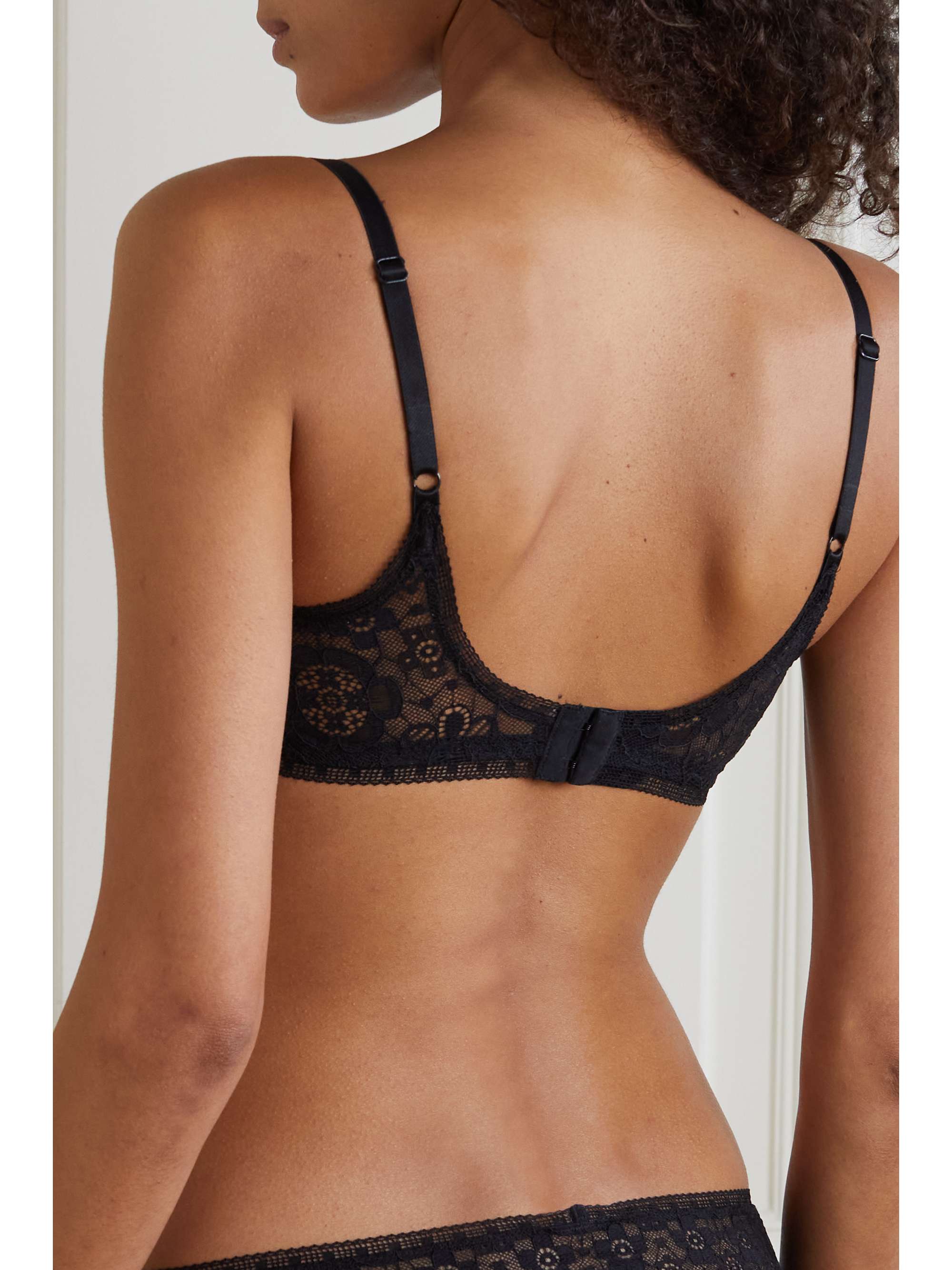 Evasion stretch-lace soft-cup bra view