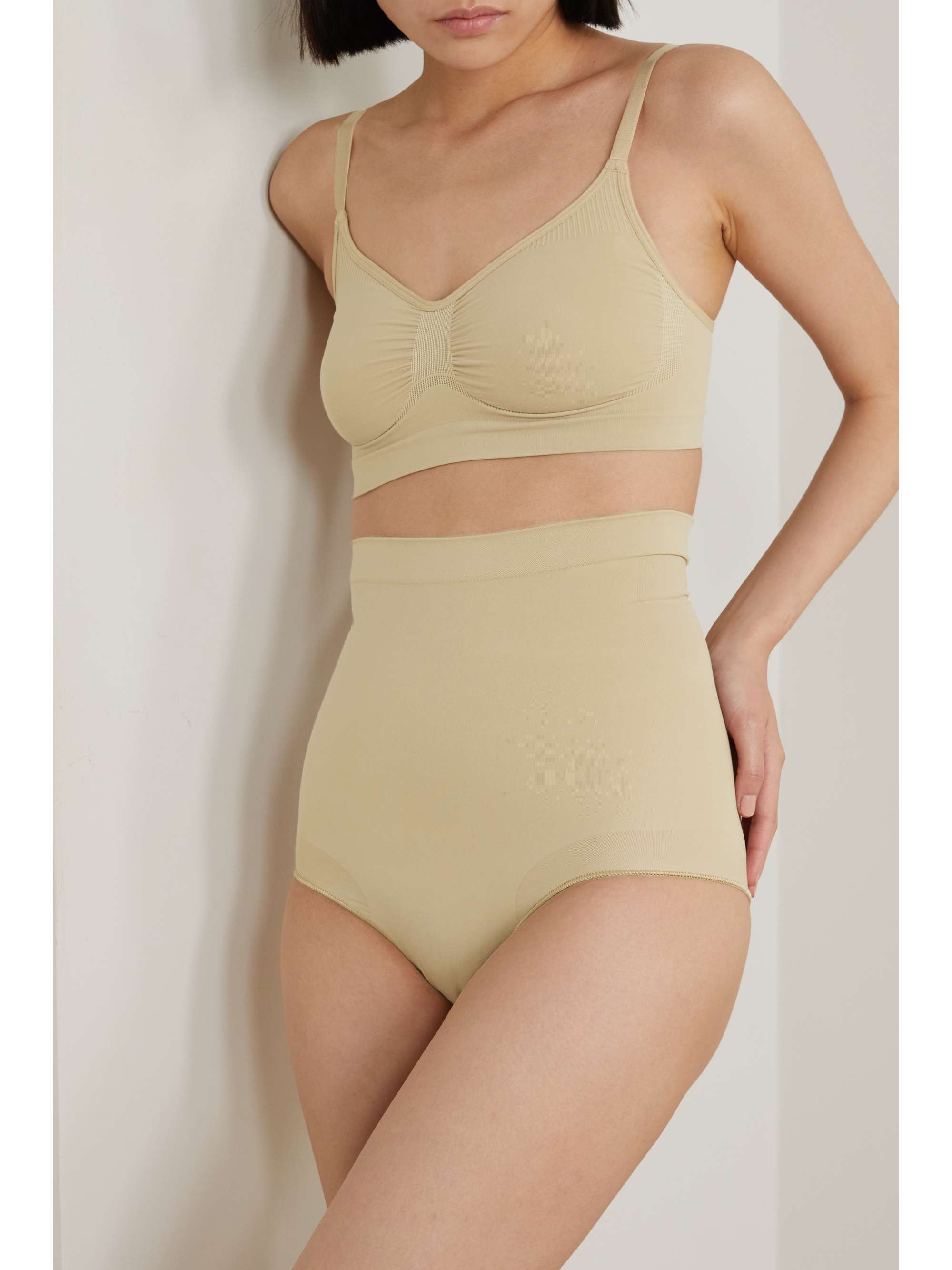 Seamless Sculpt Sculpting High Waist briefs view