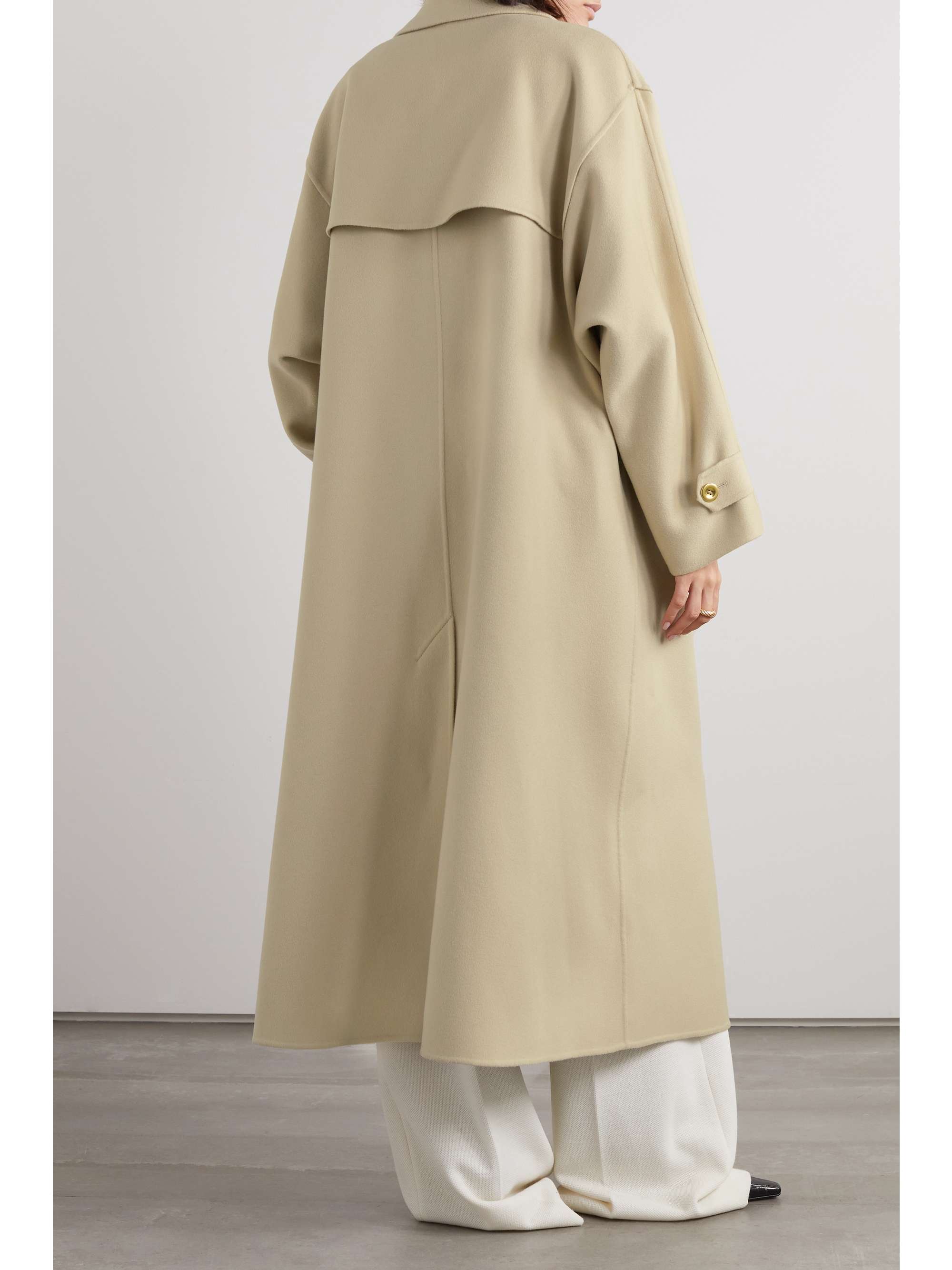 Ardis cashmere coat view