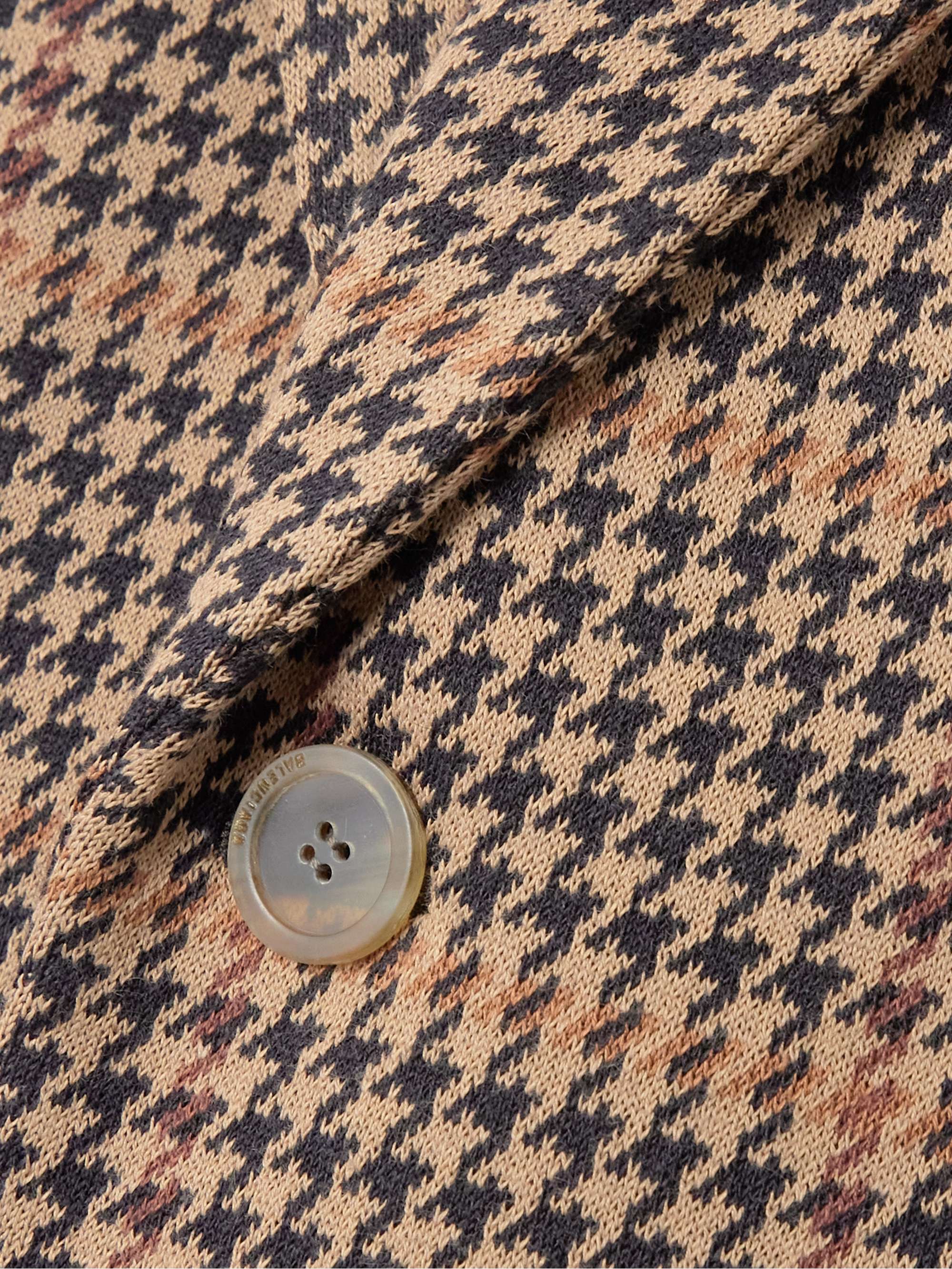 Houndstooth knitted blazer view