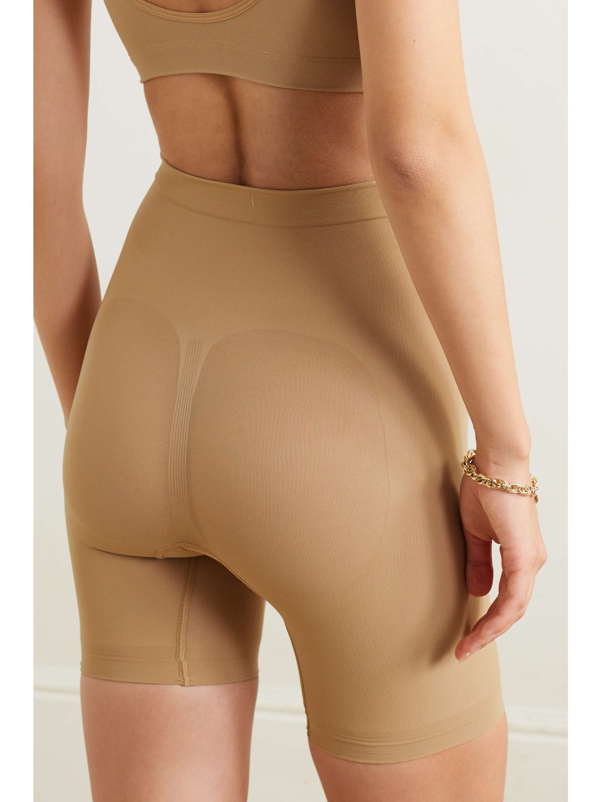 Seamless Sculpt Mid Thigh shorts view