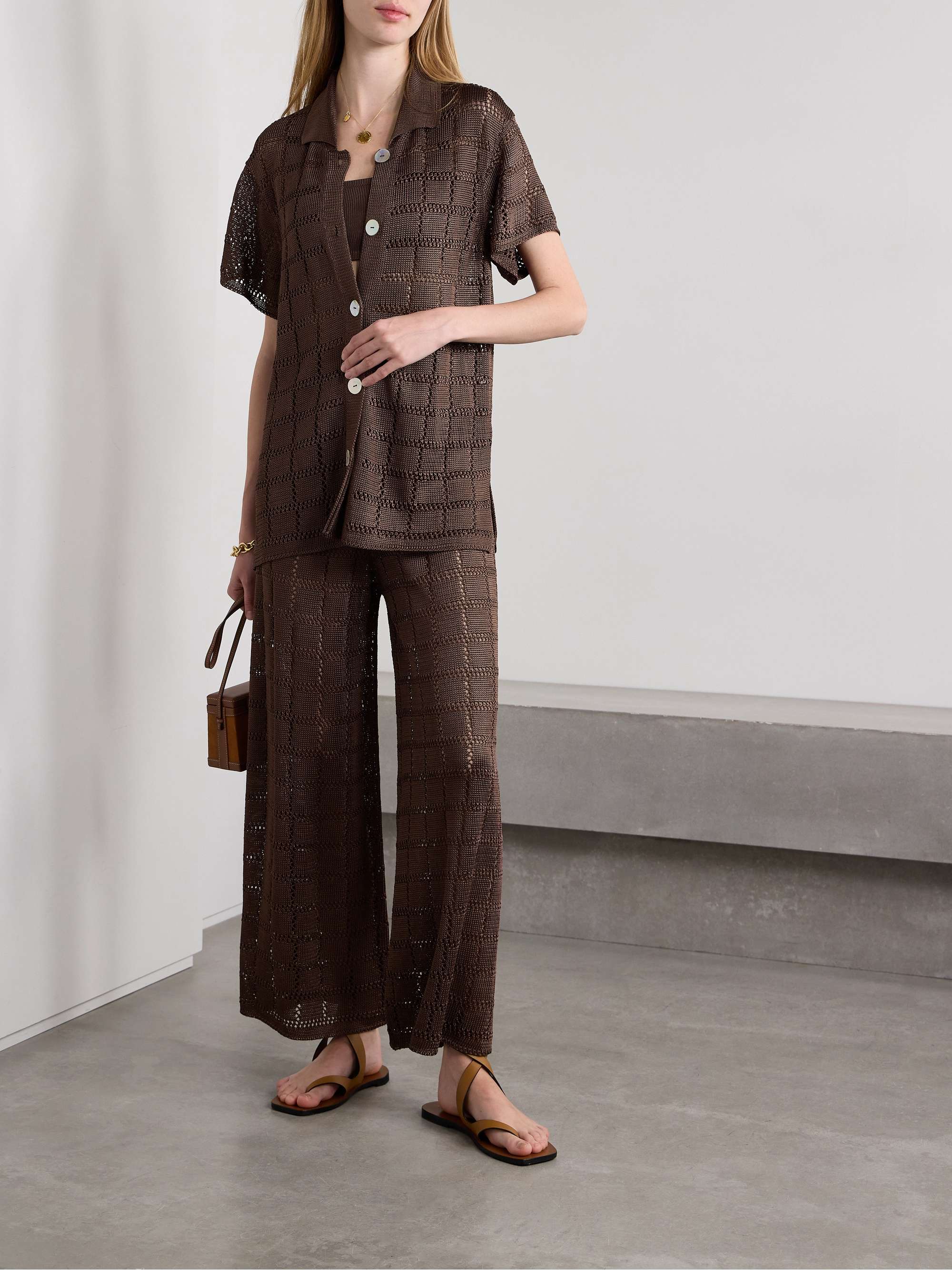 Open-knit shirt view