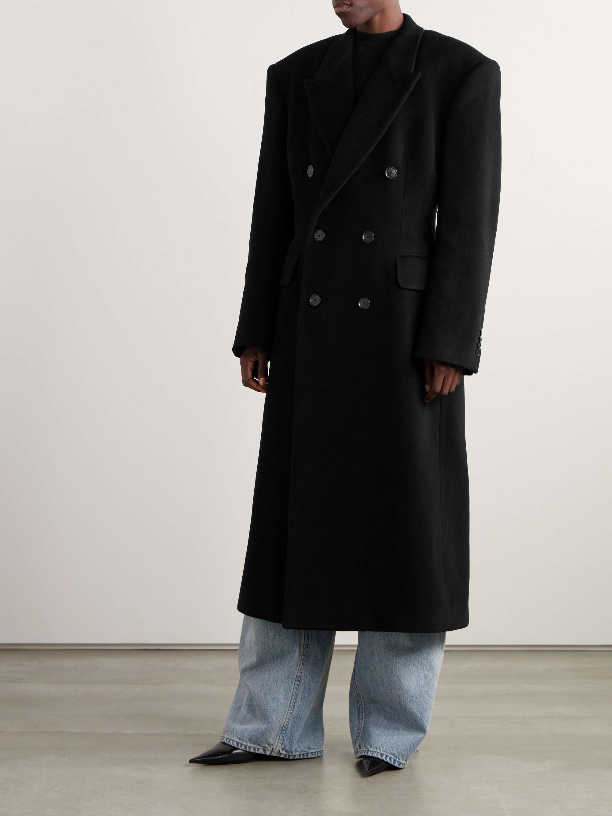 Double-breasted oversized cashmere and wool-blend coat view