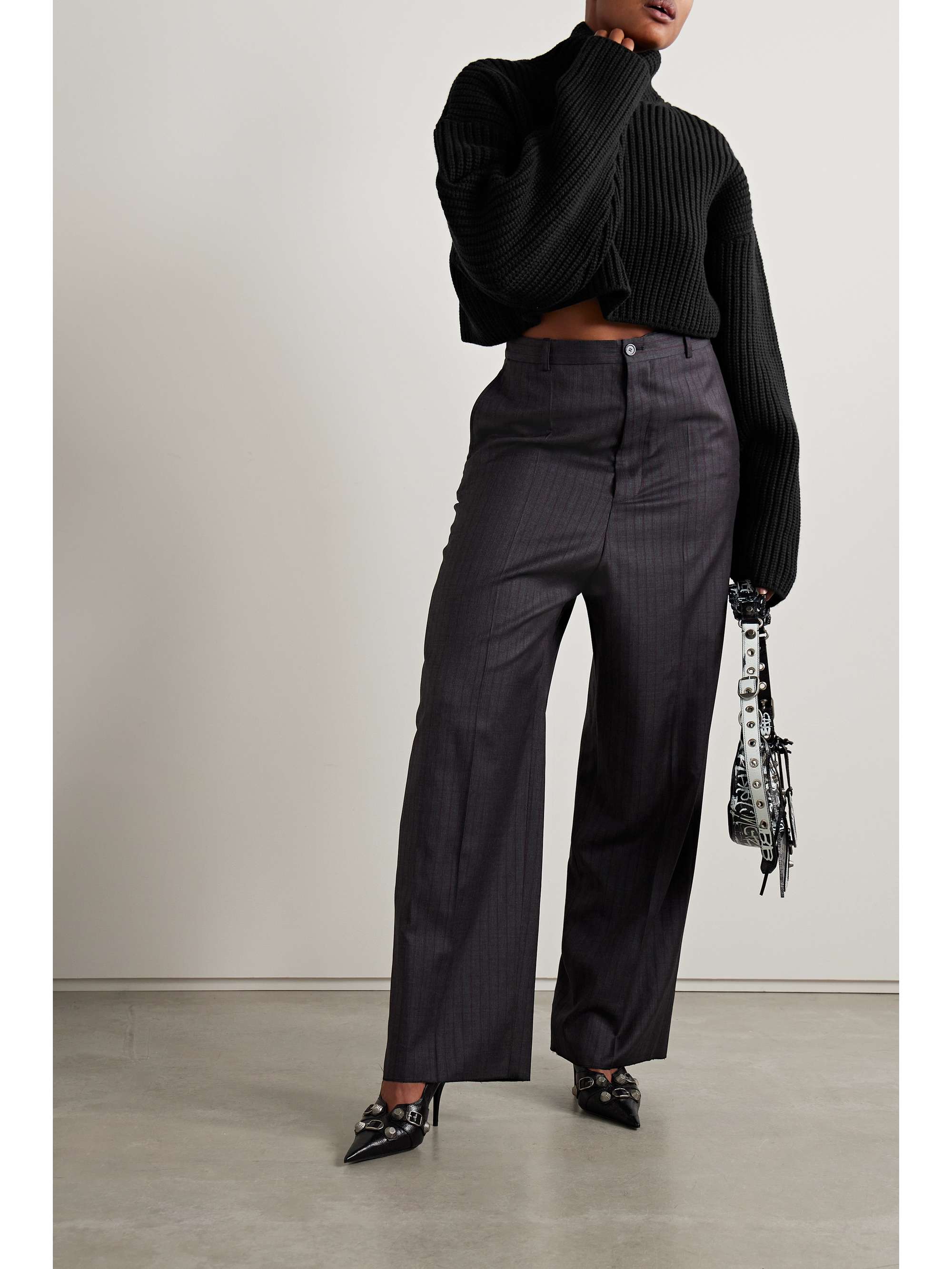 Oversized cropped ribbed wool-blend turtleneck sweater view