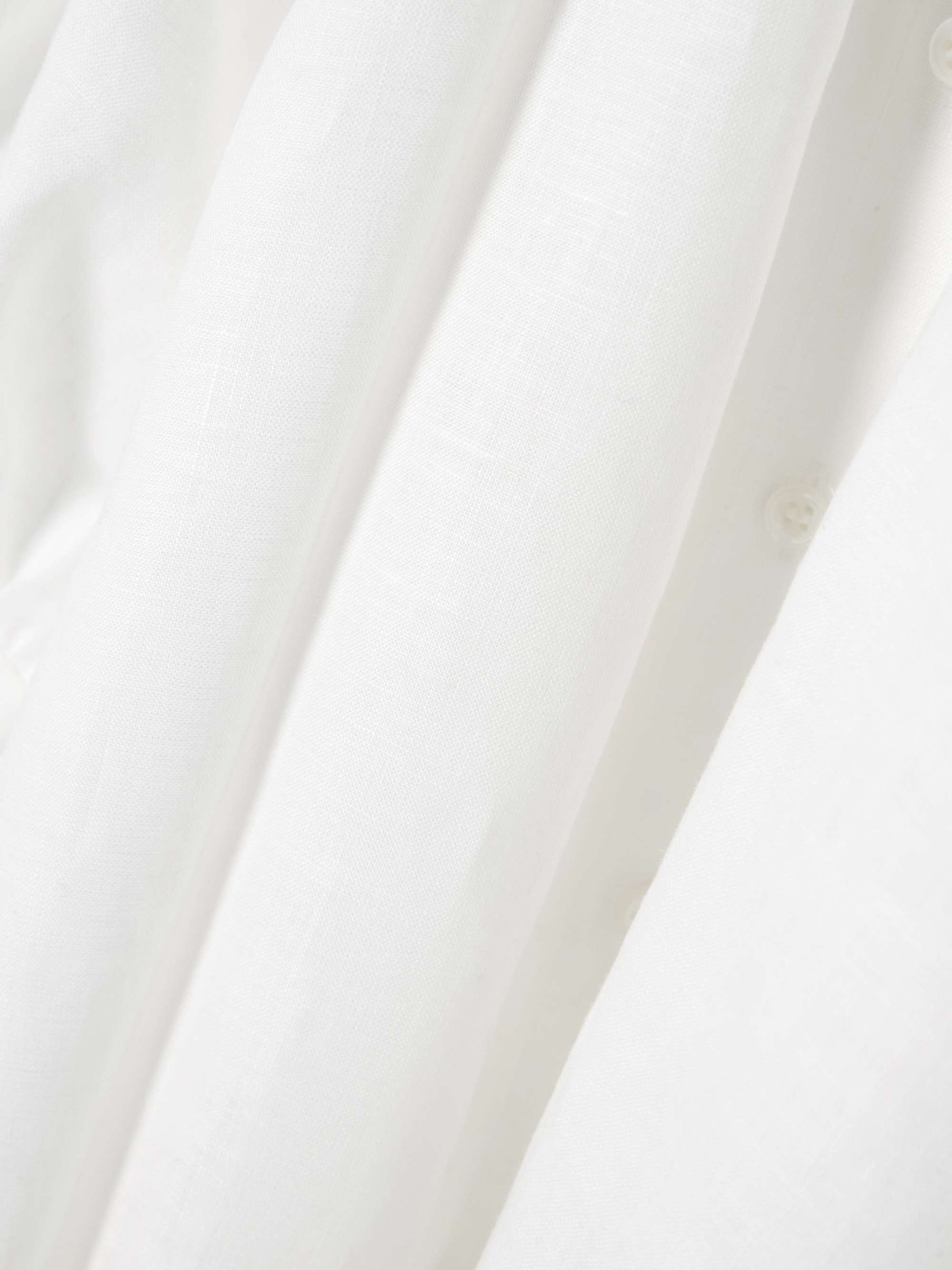 Gathered linen top view