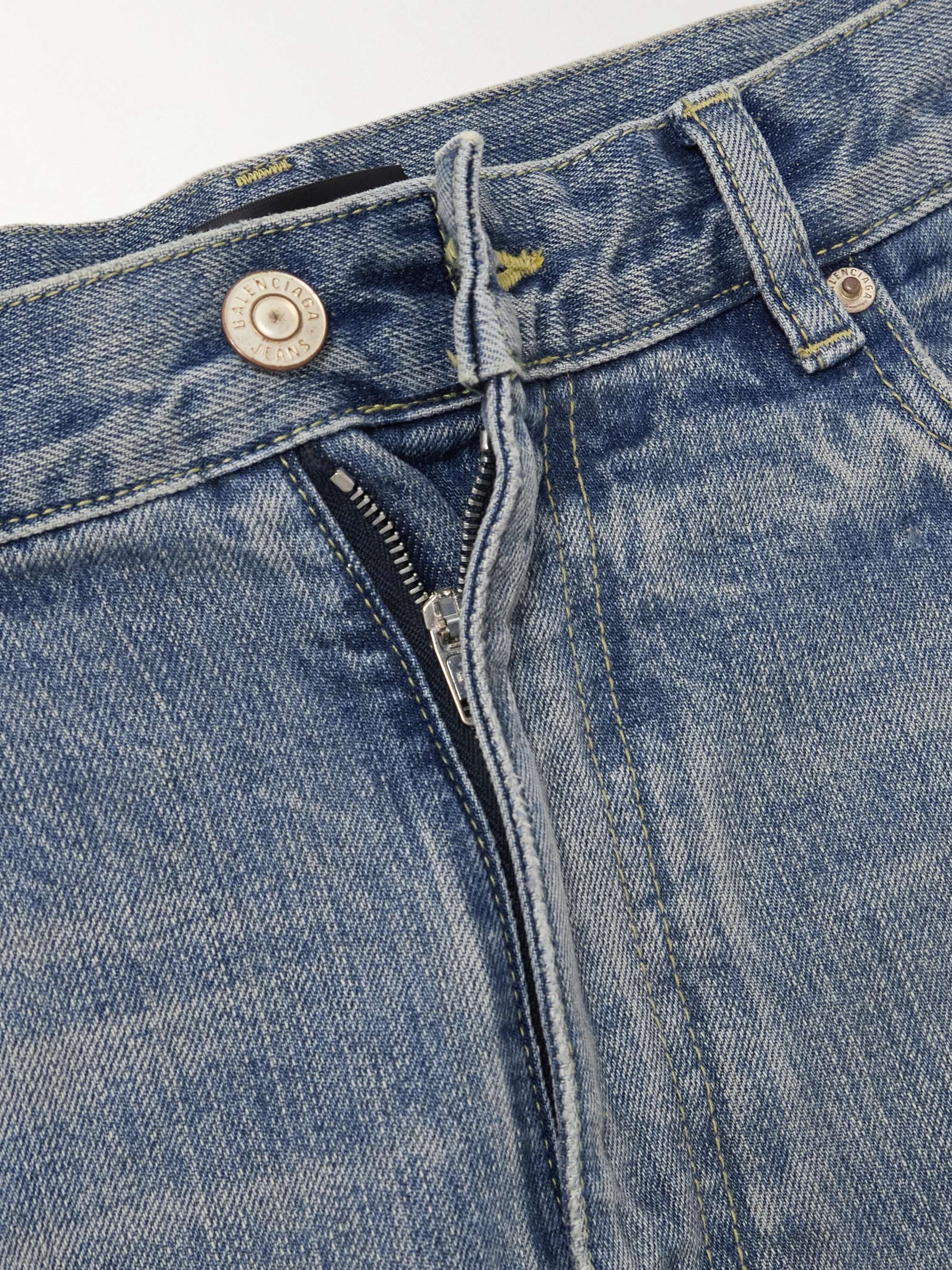 Low-rise flared jeans view