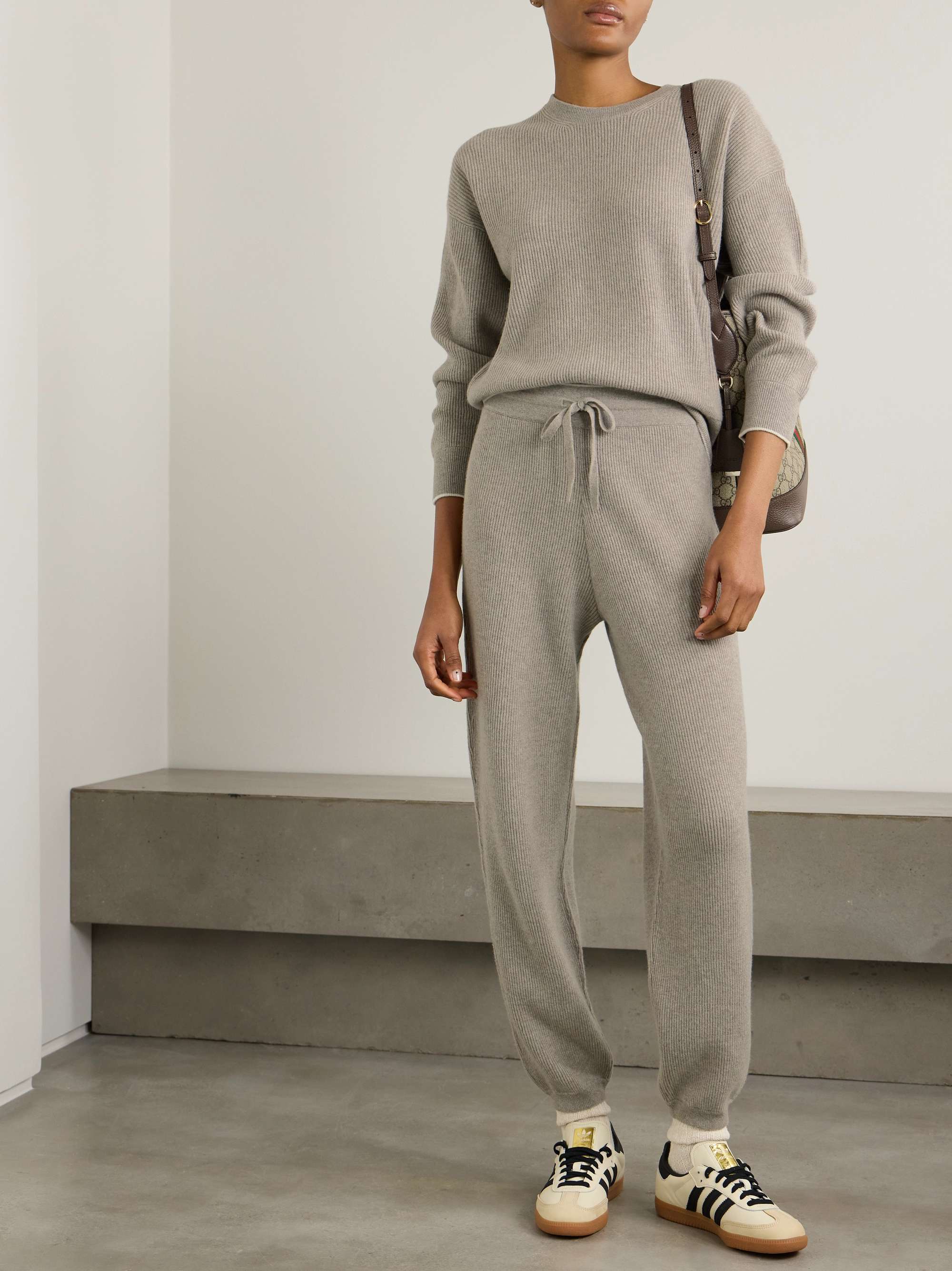 Cornwall ribbed cashmere sweater view