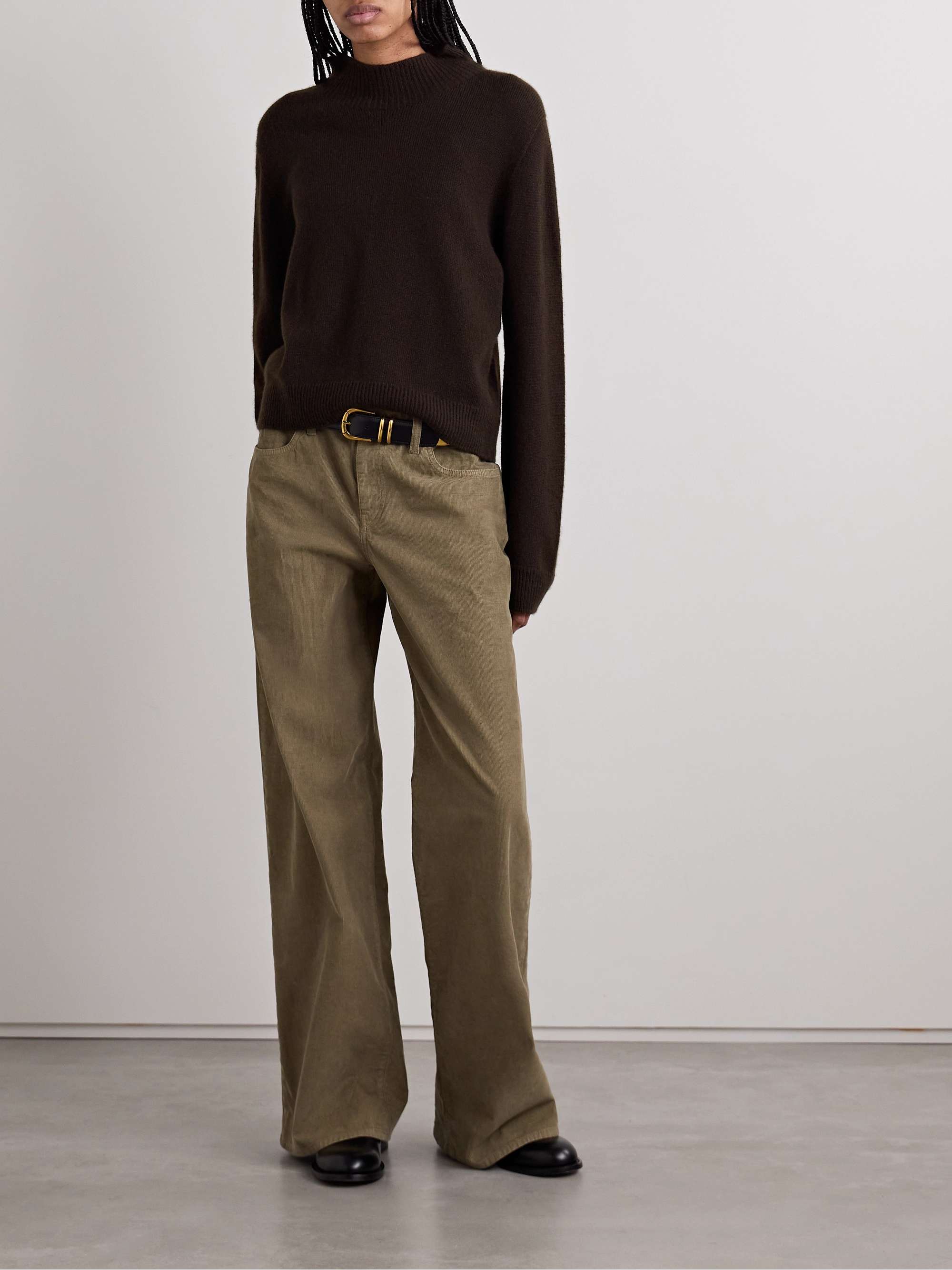 Hensi cashmere turtleneck sweater view