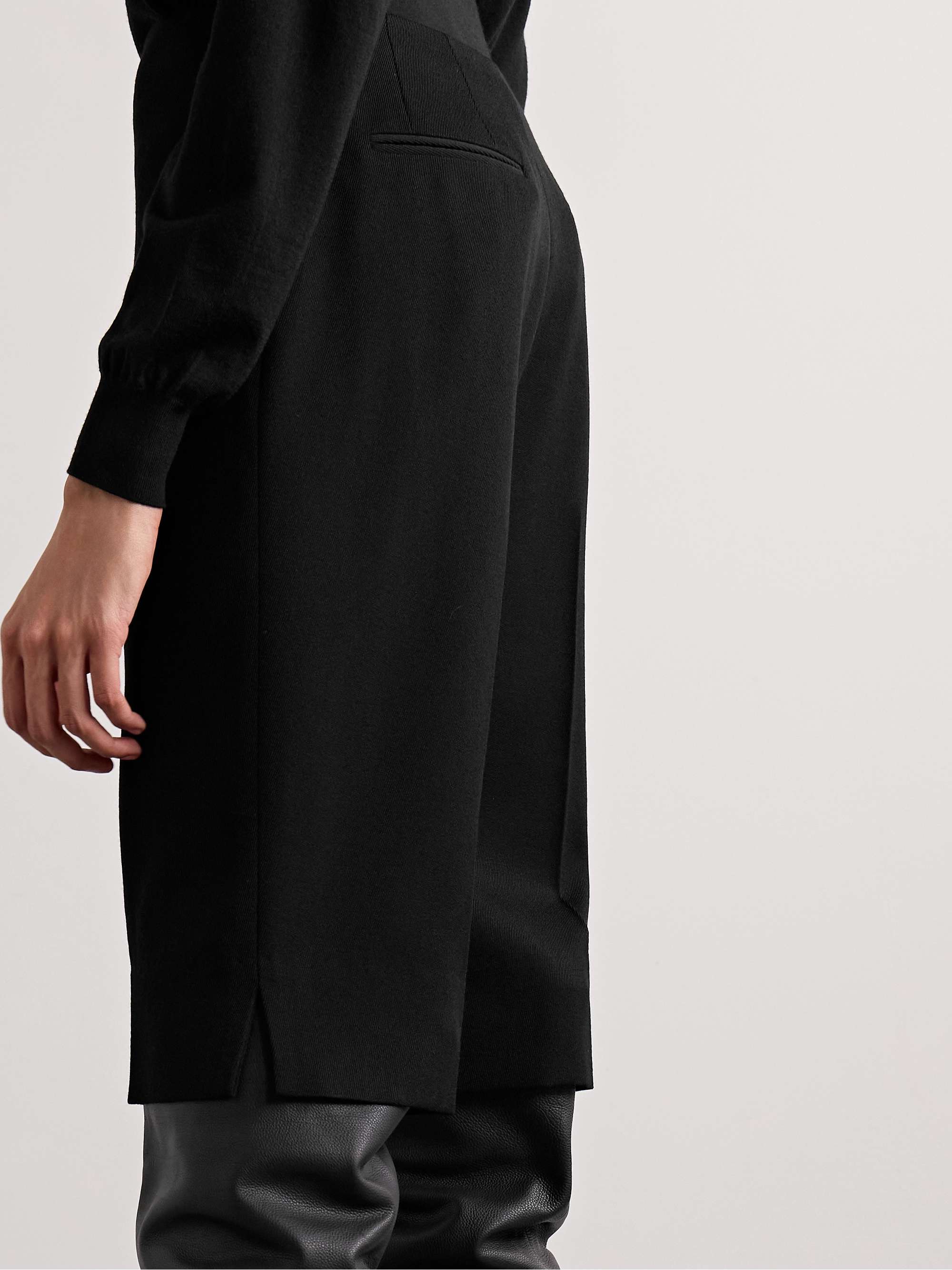 Juna wool and silk-blend twill shorts view
