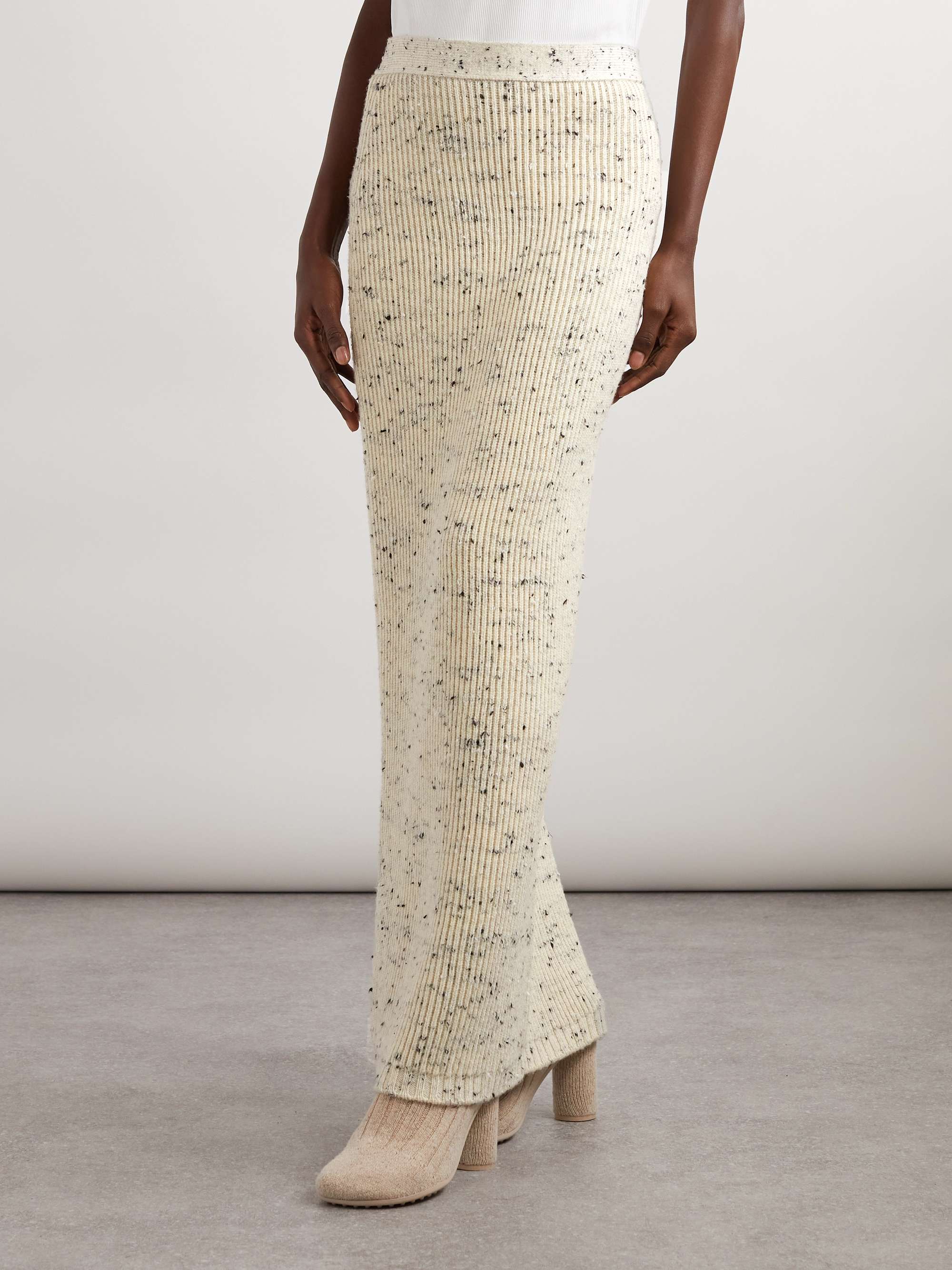 Ribbed wool-blend maxi skirt view